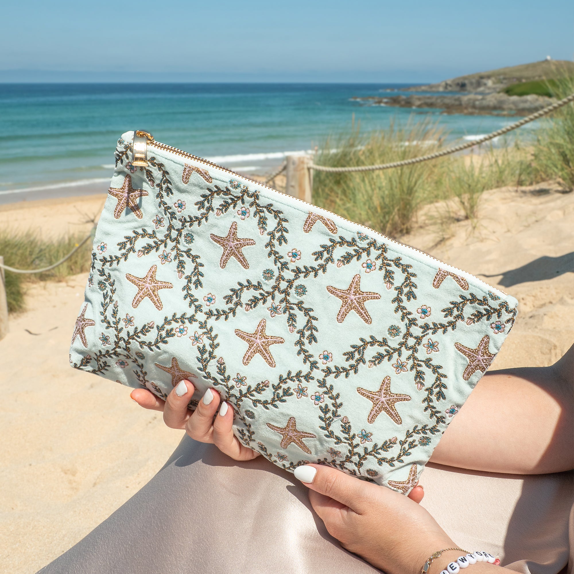 17309 - Starfish Garden Velvet Everyday Pouch