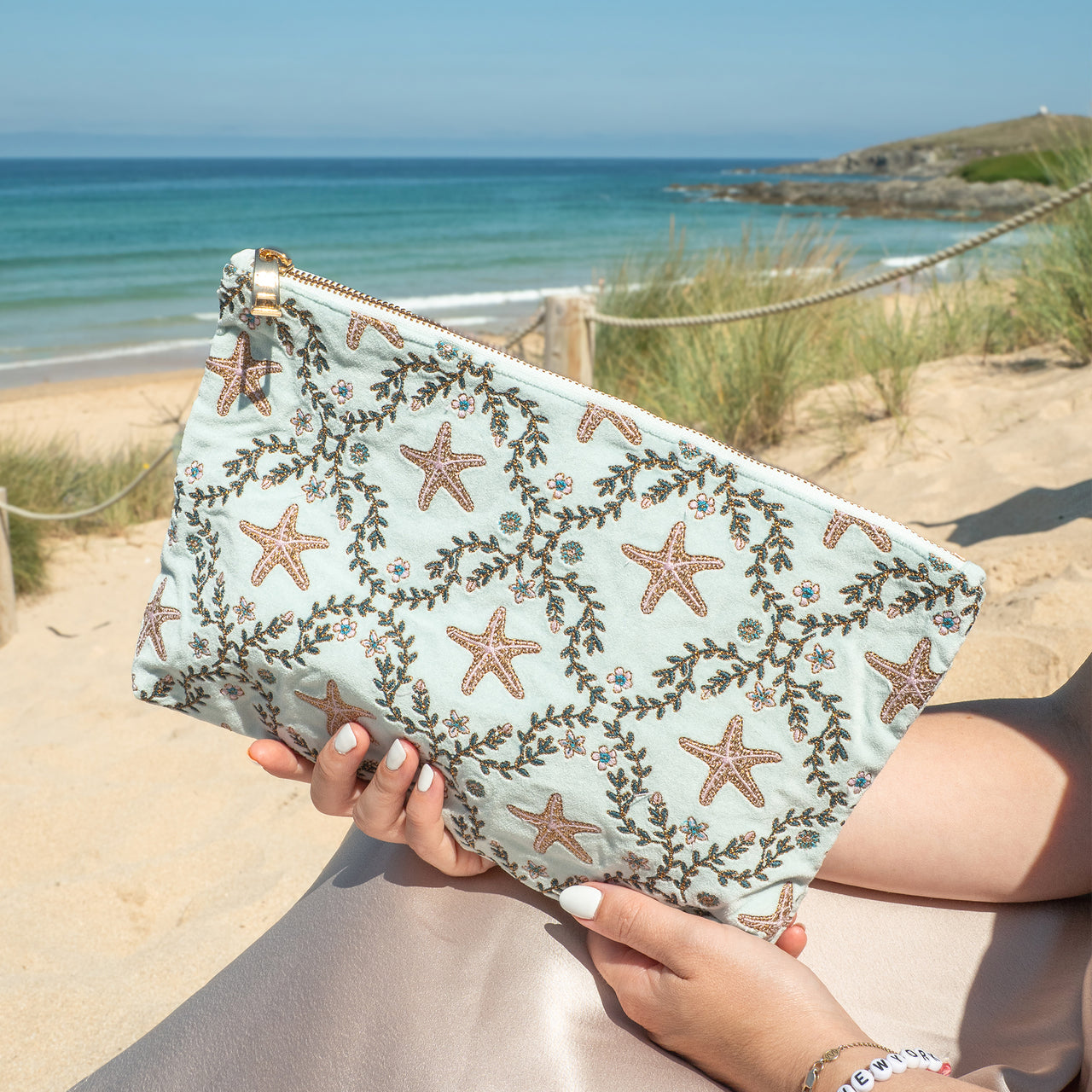 17309 - Starfish Garden Velvet Everyday Pouch