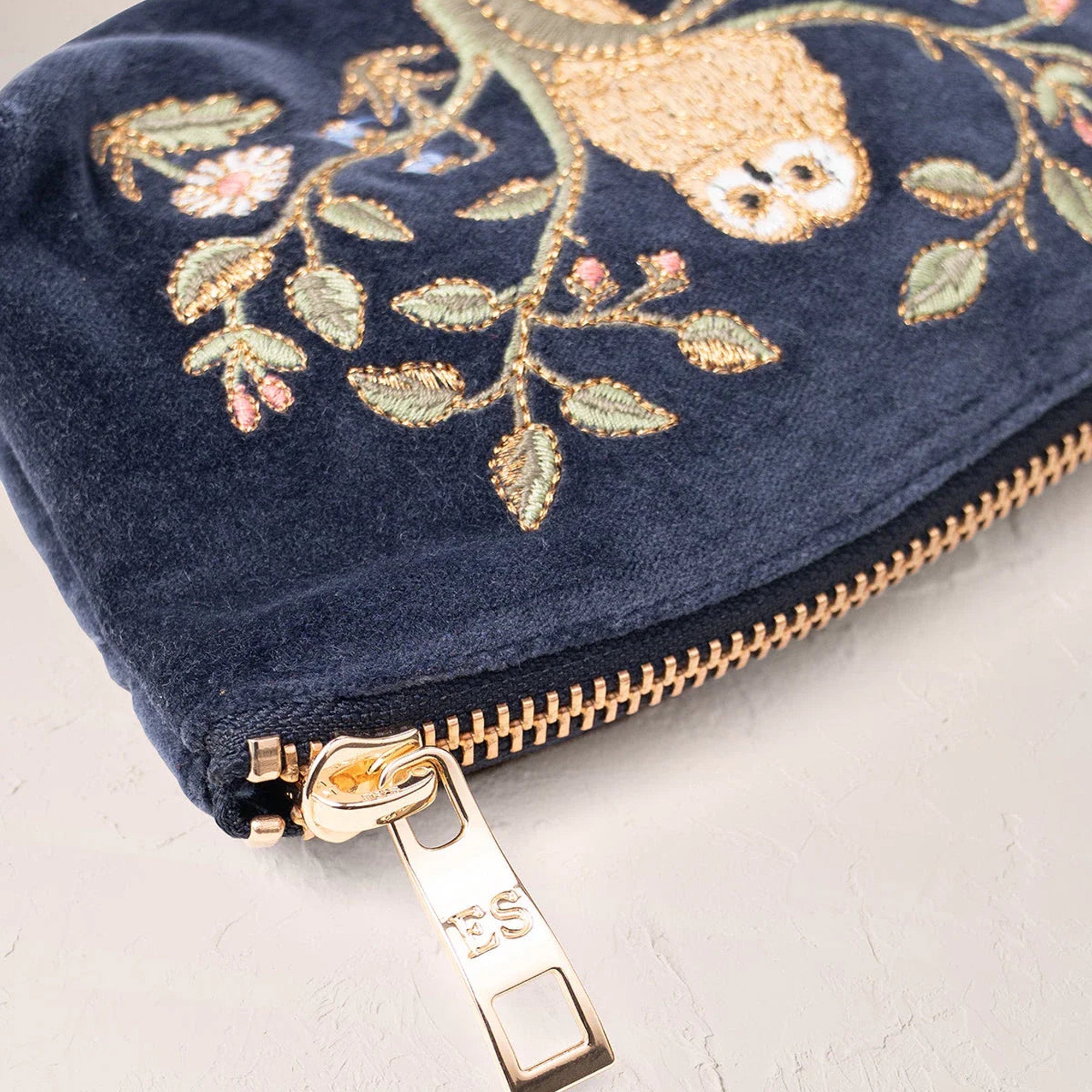 11635 - Tree of Life Velvet Coin Purse Indigo