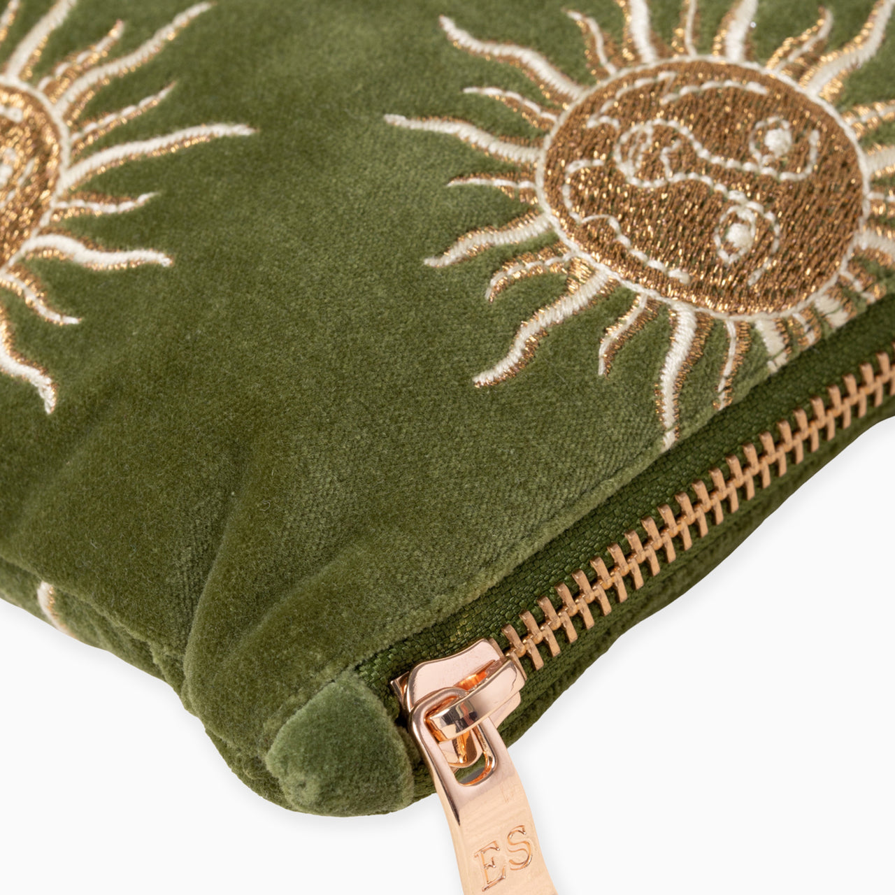 91388 - Sun Goddess Fern Velvet Everyday Pouch
