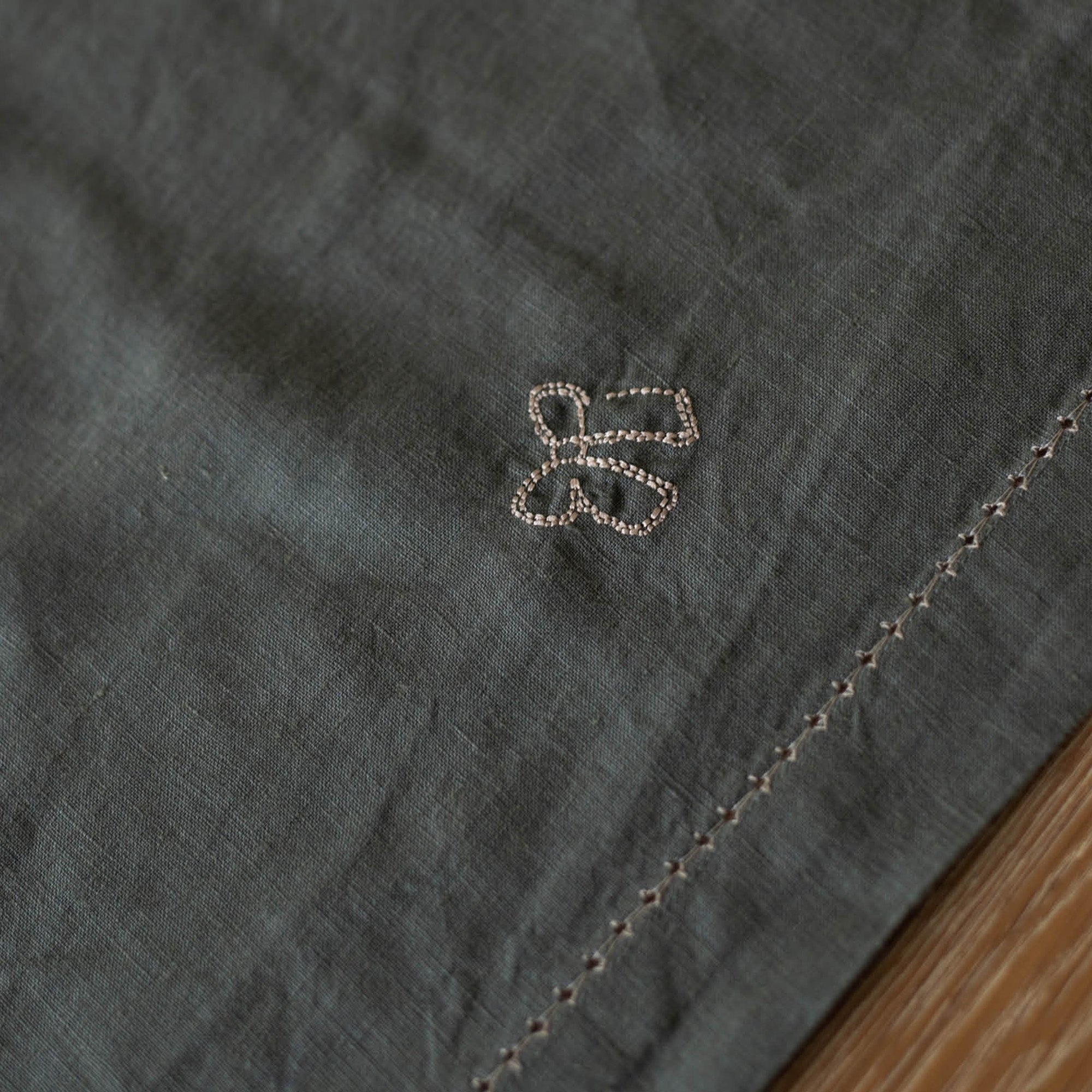 XTRPIN - Pine Green Table Runner