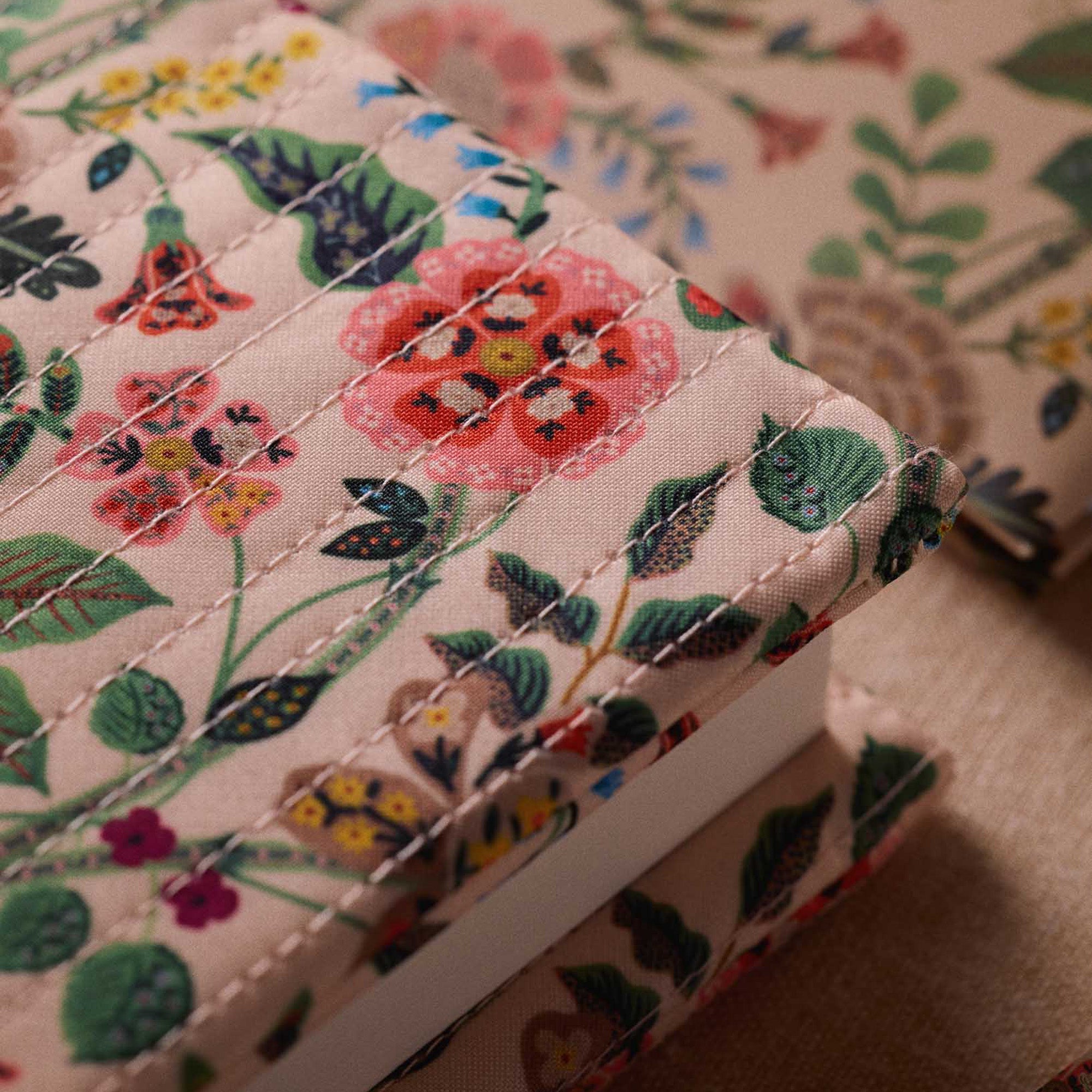 JNQ001 - Gracie Quilted Journal