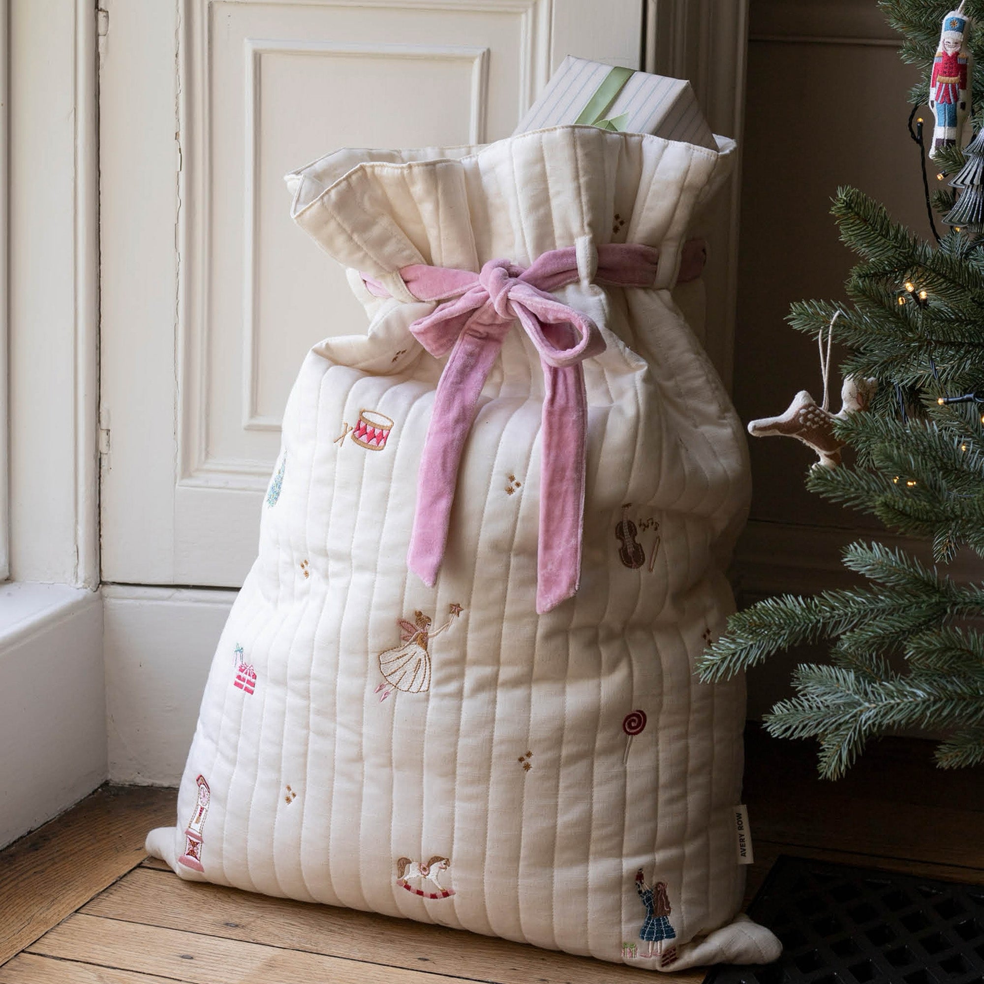 XPSSPF - Sugar Plum Fairy Christmas Present Sack