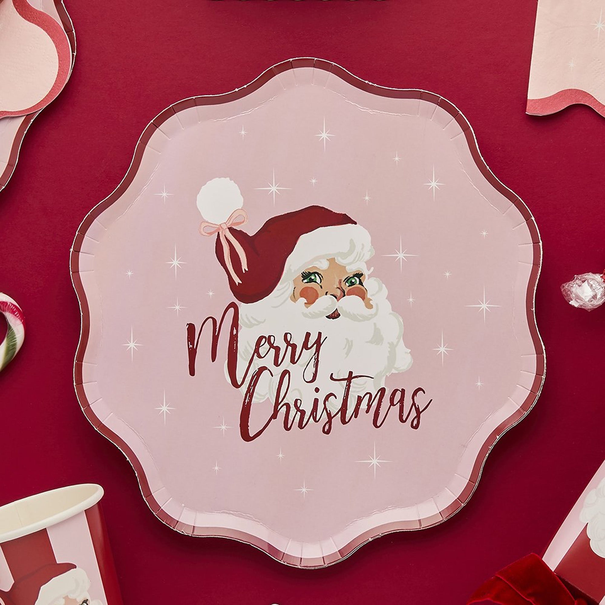 HBSB211 - Vintage Santa Paper Plates Pack of 8
