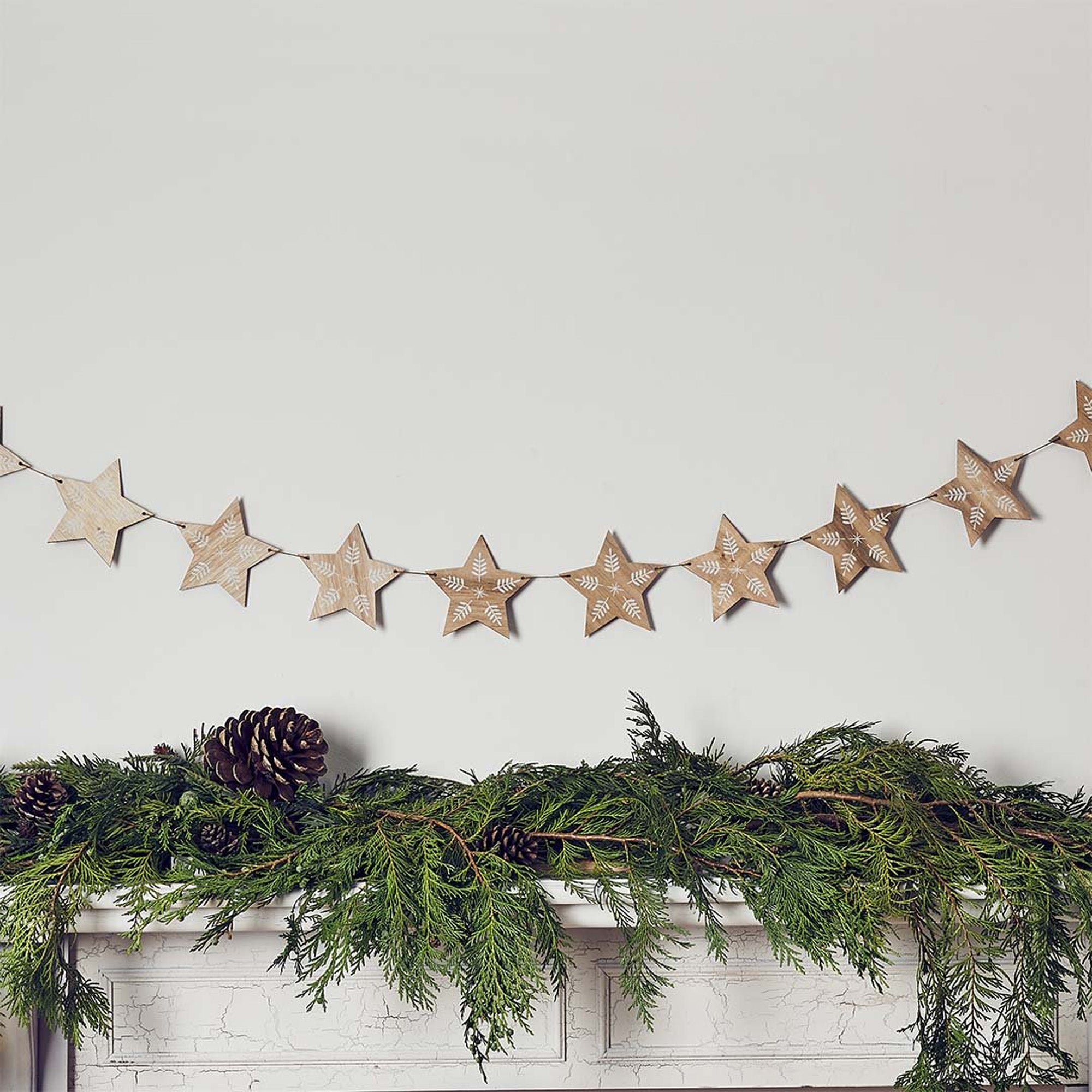HBFF102 - Star Wooden Garland