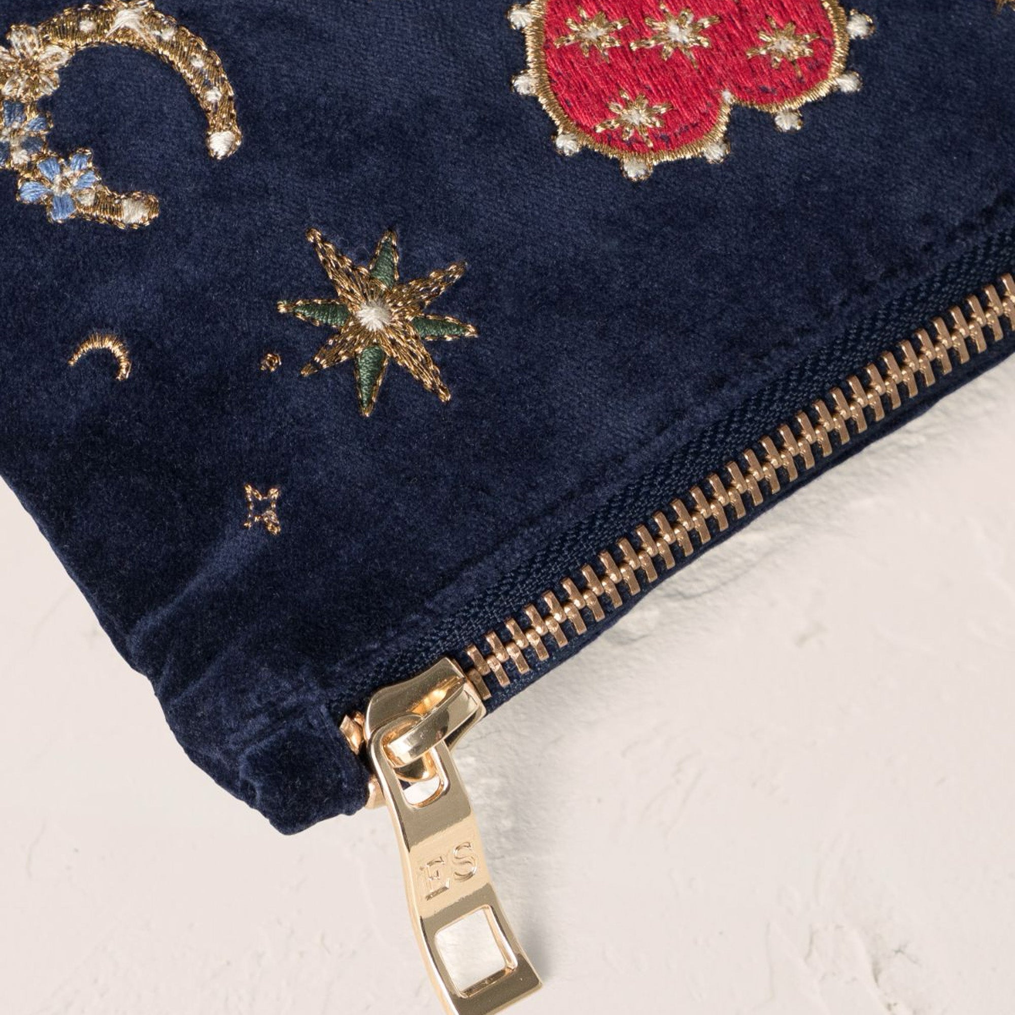 19211 - Cosmic Charms Velvet Everyday Pouch Navy