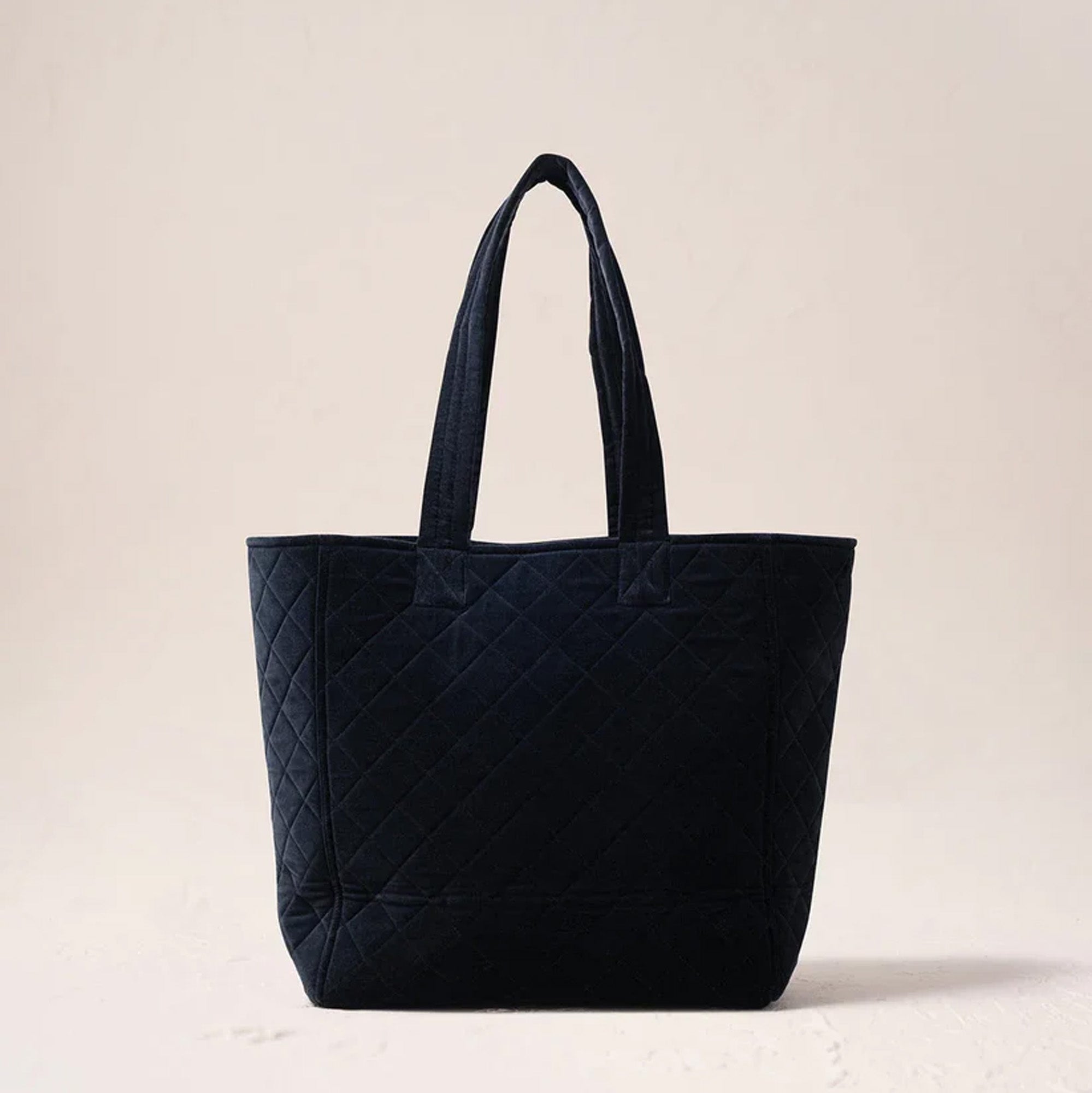 85394 - Honey Bee Charcoal Velvet Tote