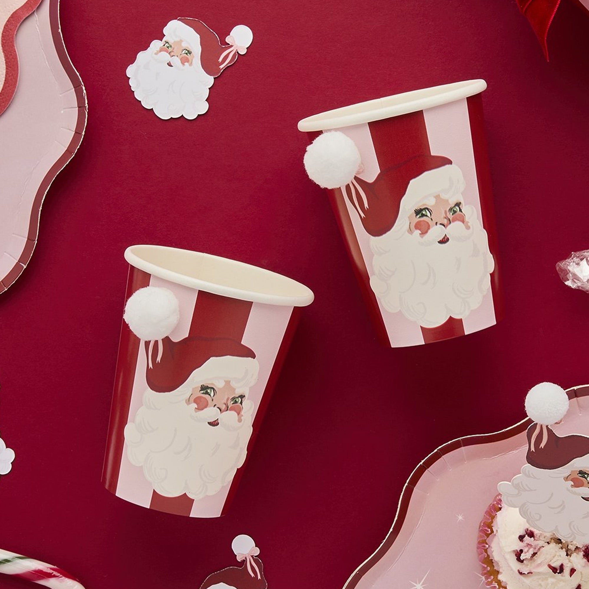 HBSB213 - Vintage Santa Paper Cups Pack of 8