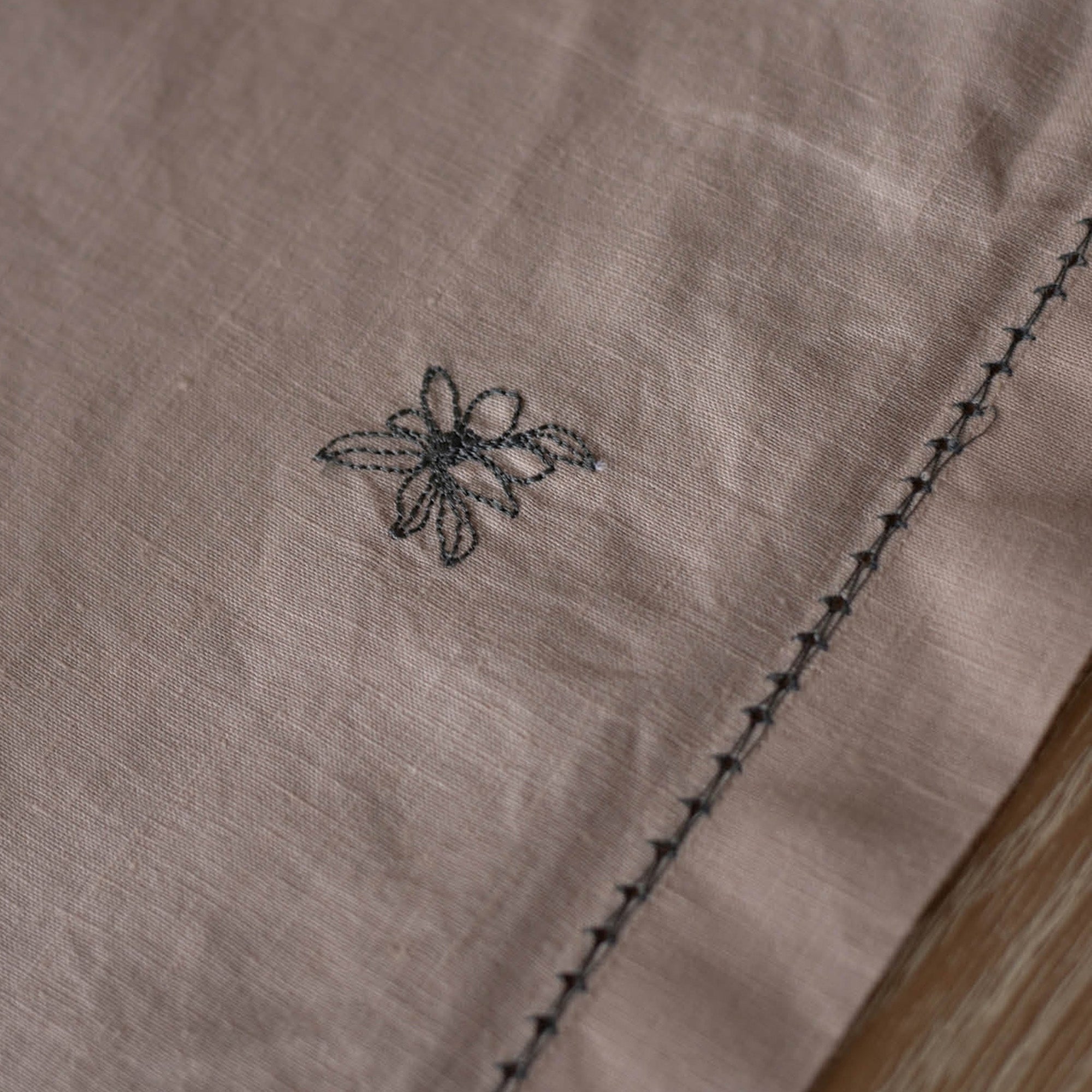 XTRNAT - Natural Table Runner