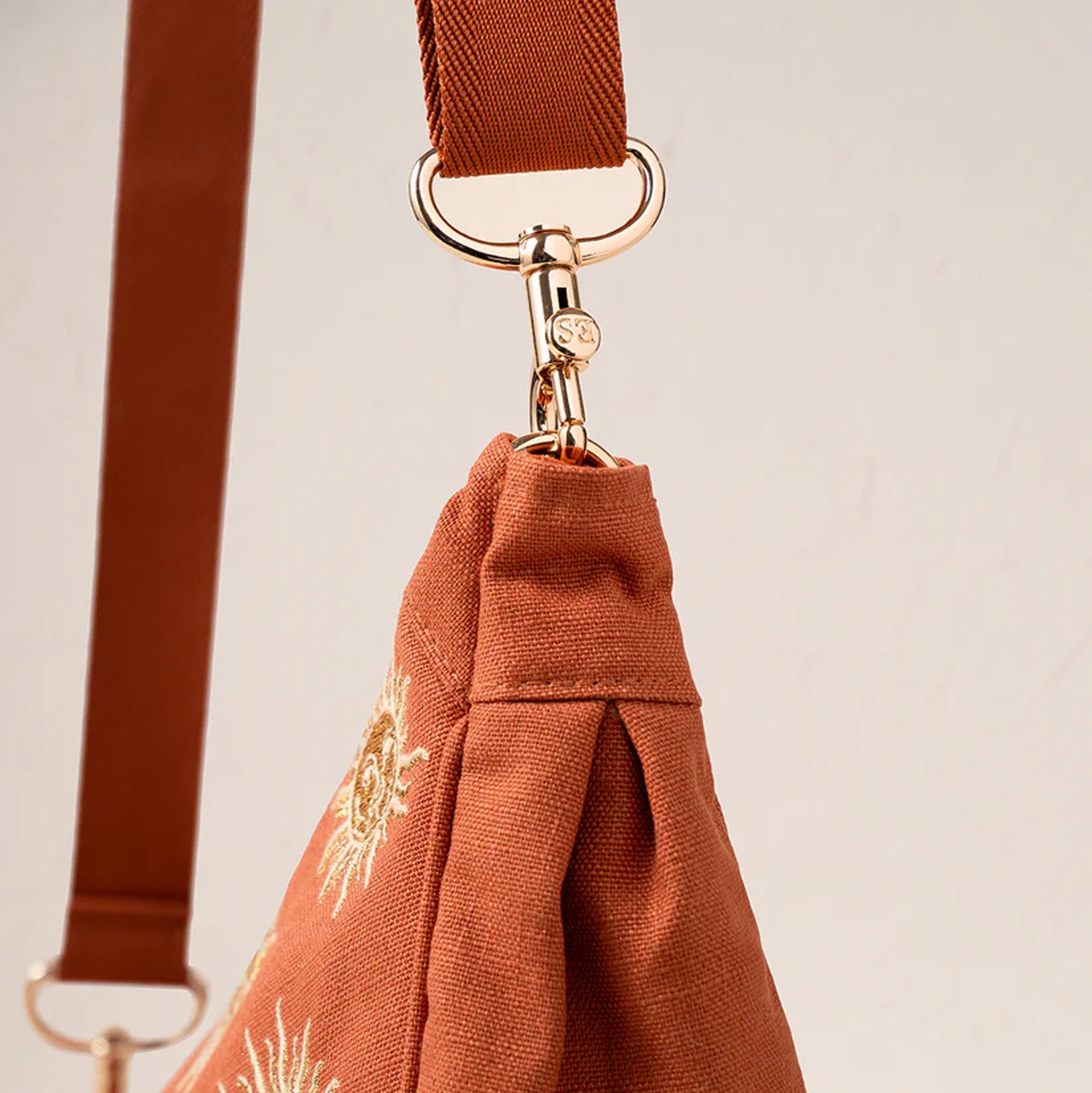 14759 - Sun Goddess Canvas Crossbody Sling Bag