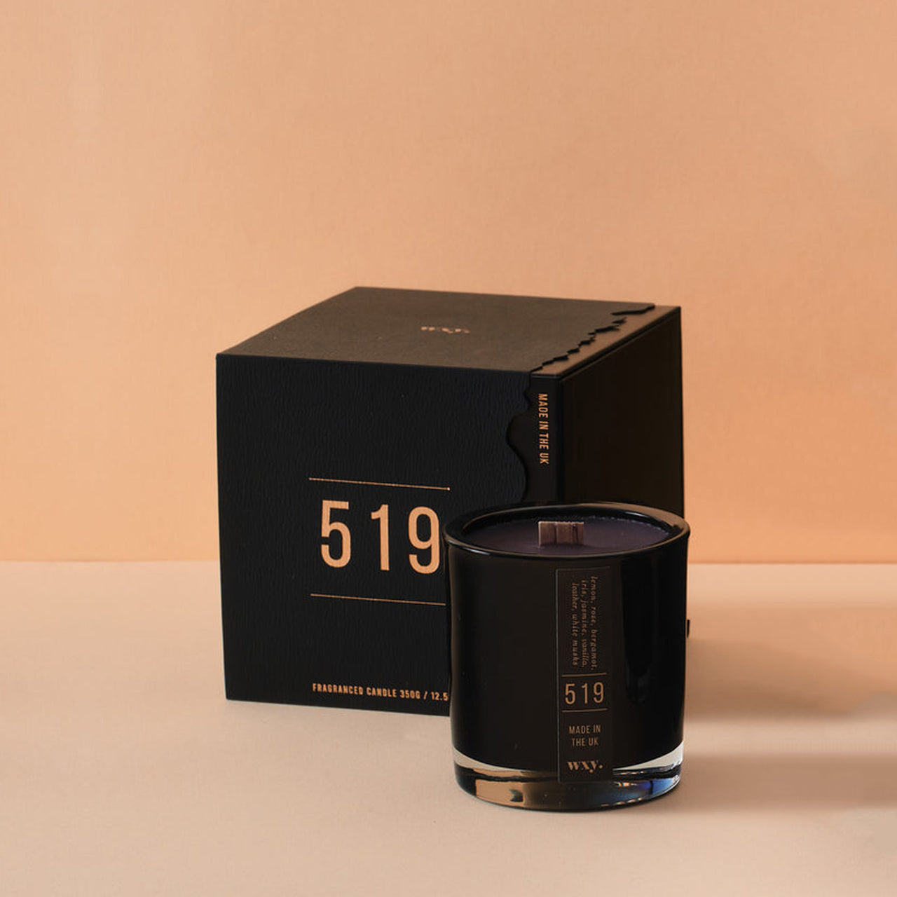 WXYUM0501 - Umbra 5oz Candle 519 Lemon White Musk and Leather