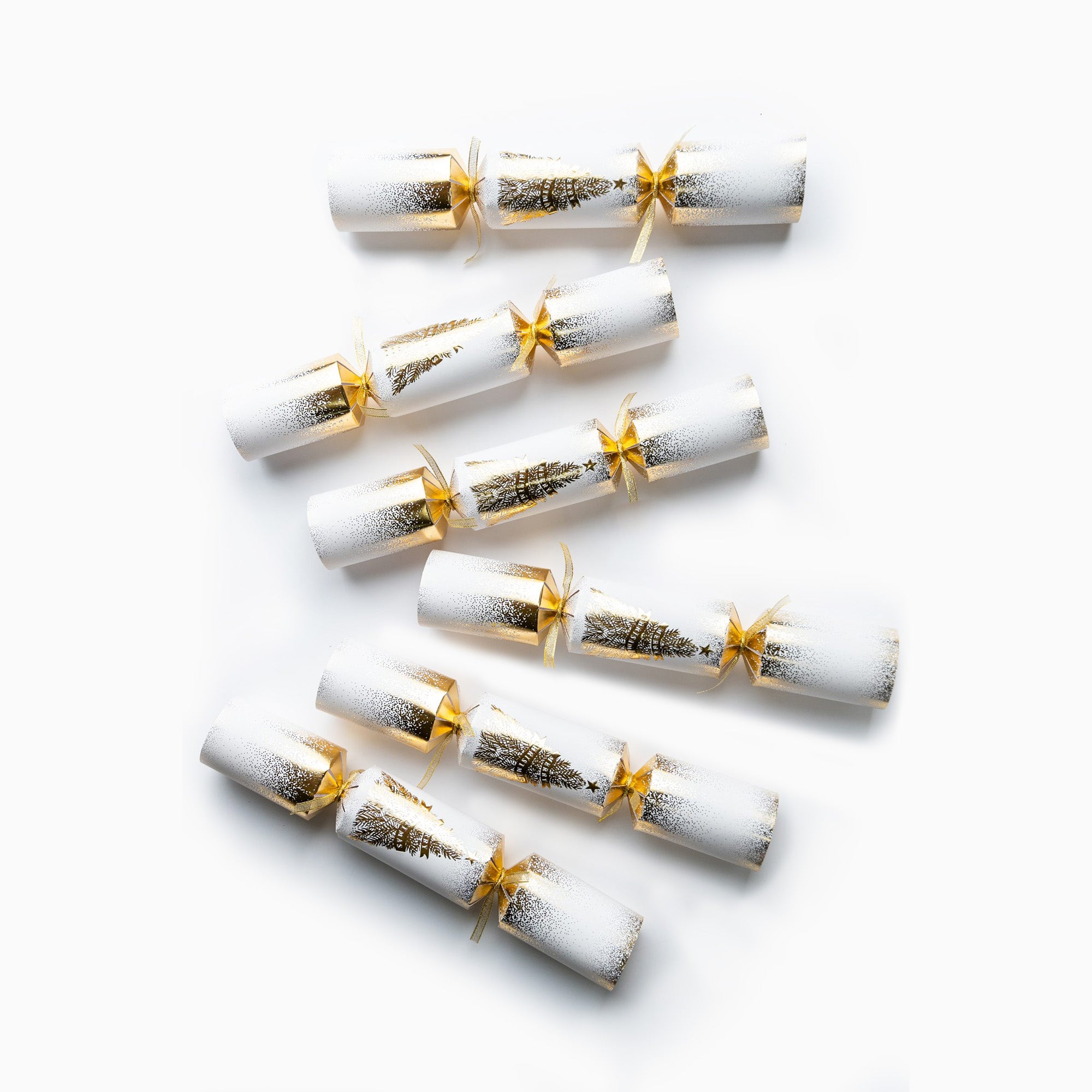 Christmas Crackers-HI25-FES-4 - 12 Gold Trees Christmas Crackers-Holly & Ivy