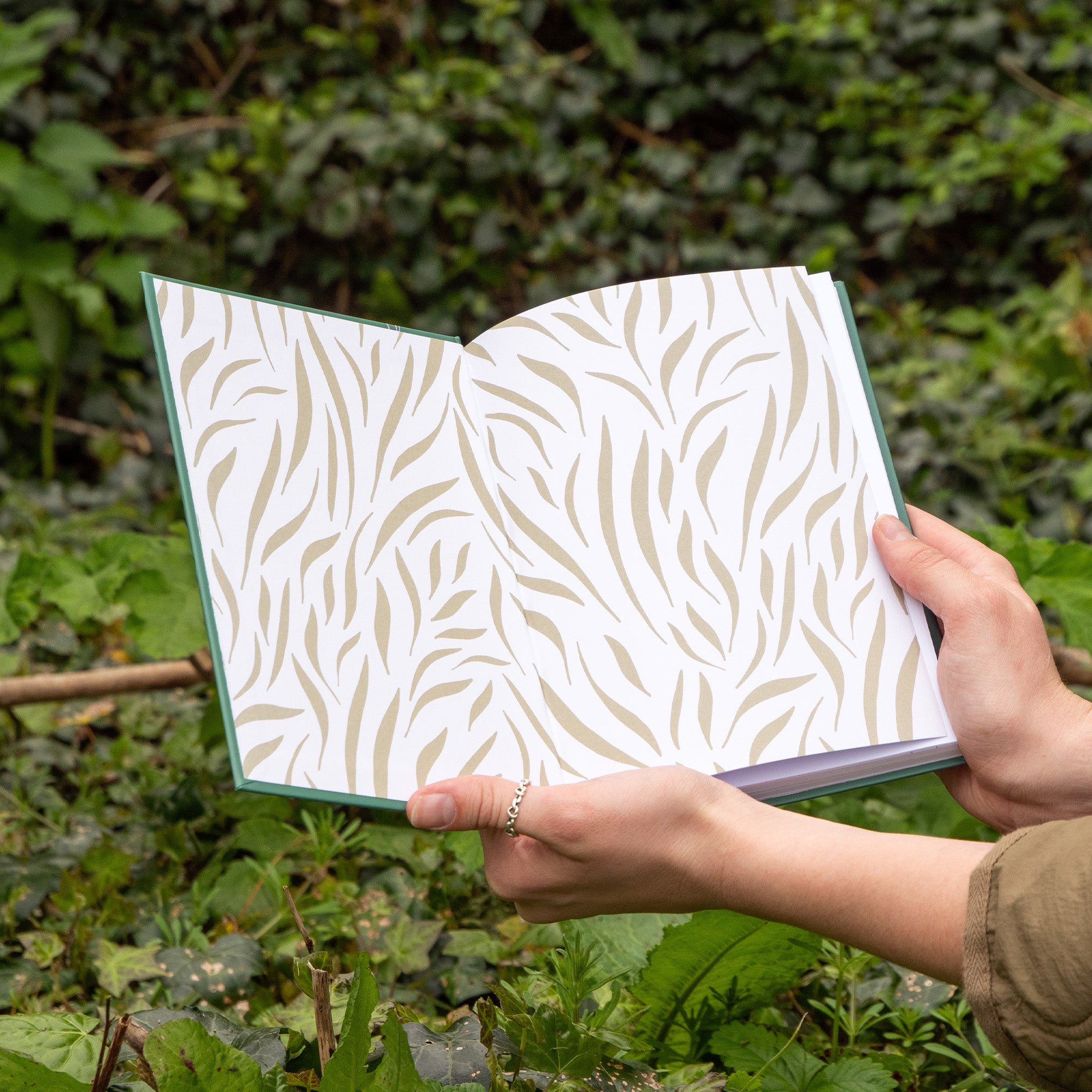 Journal-GDJ-GARGR - Gardening Guided Journal-Yop & Tom