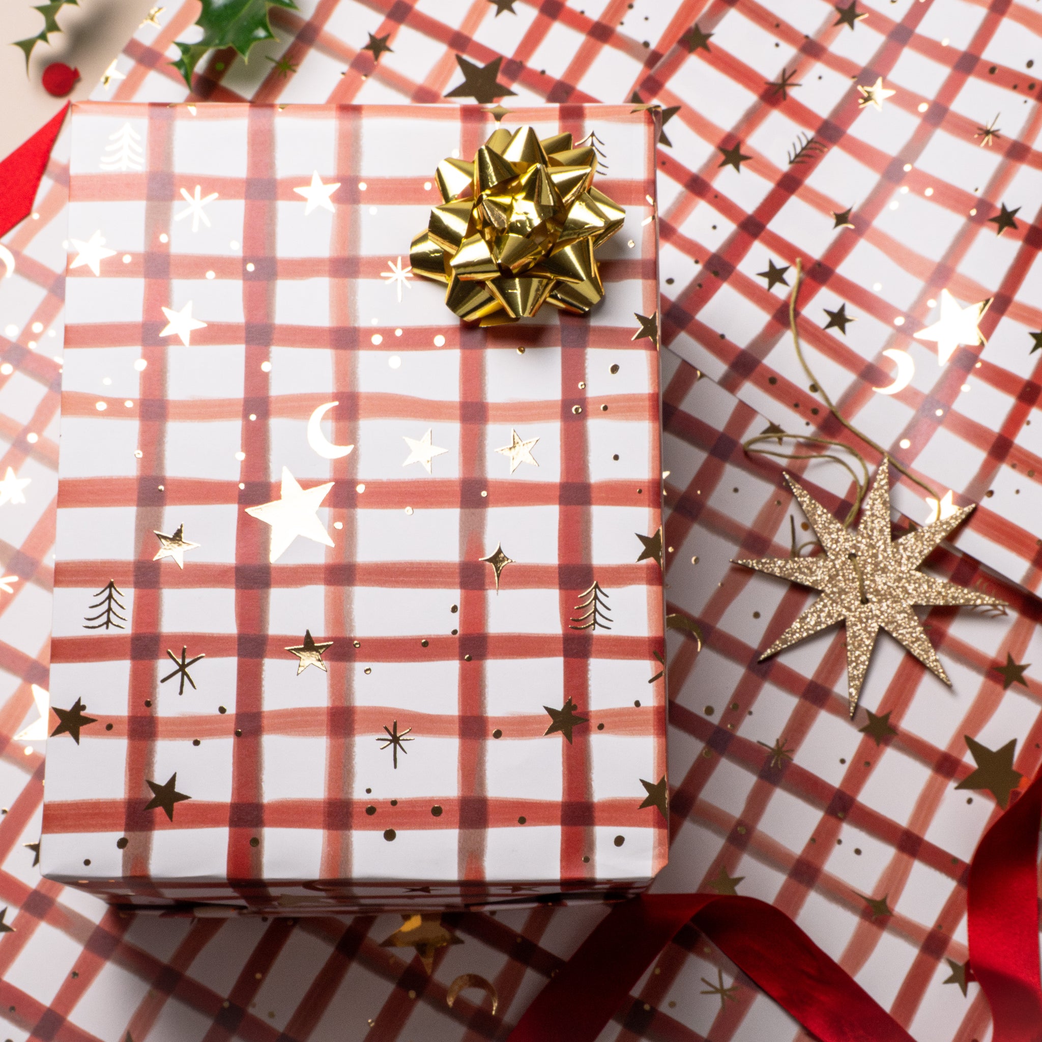 FCWP011 - Festive Check Foiled Wrapping Paper