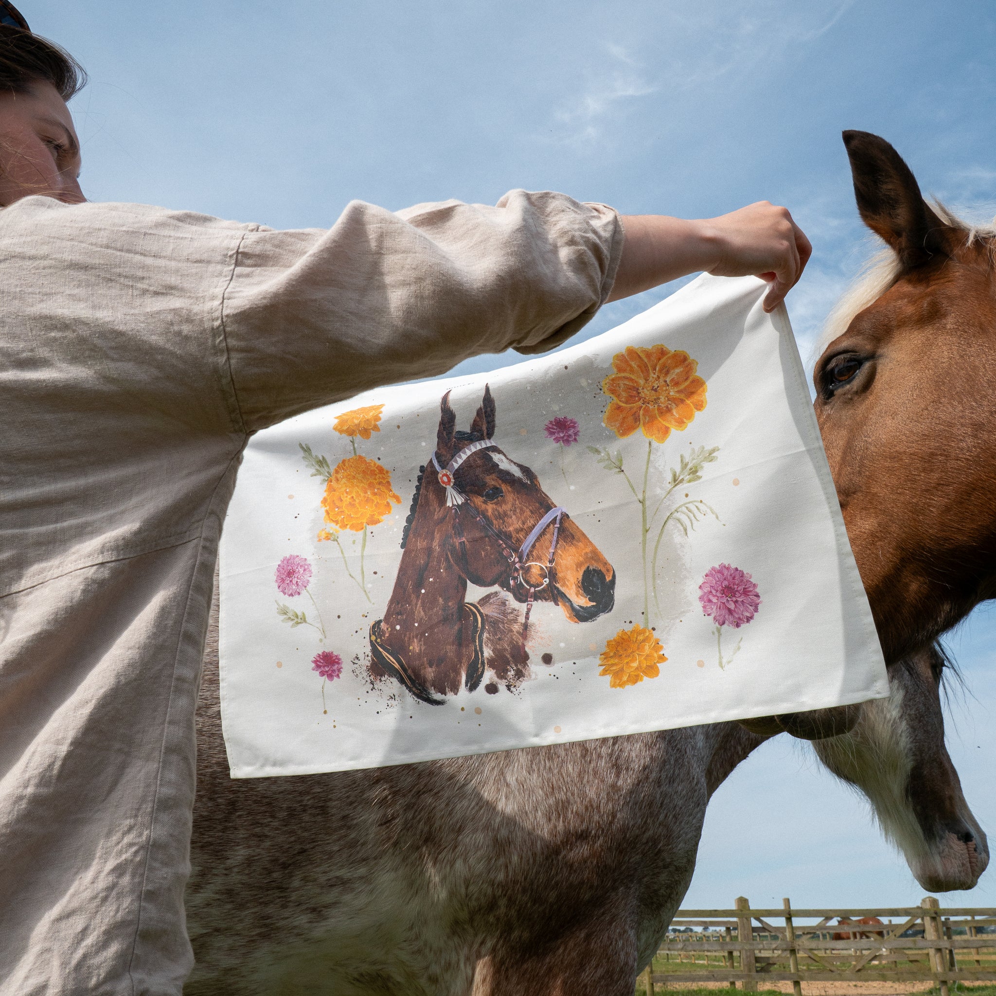 Tea Towel-EQ01TT - Grace & Gallop White Tea Towel-Whistlefish