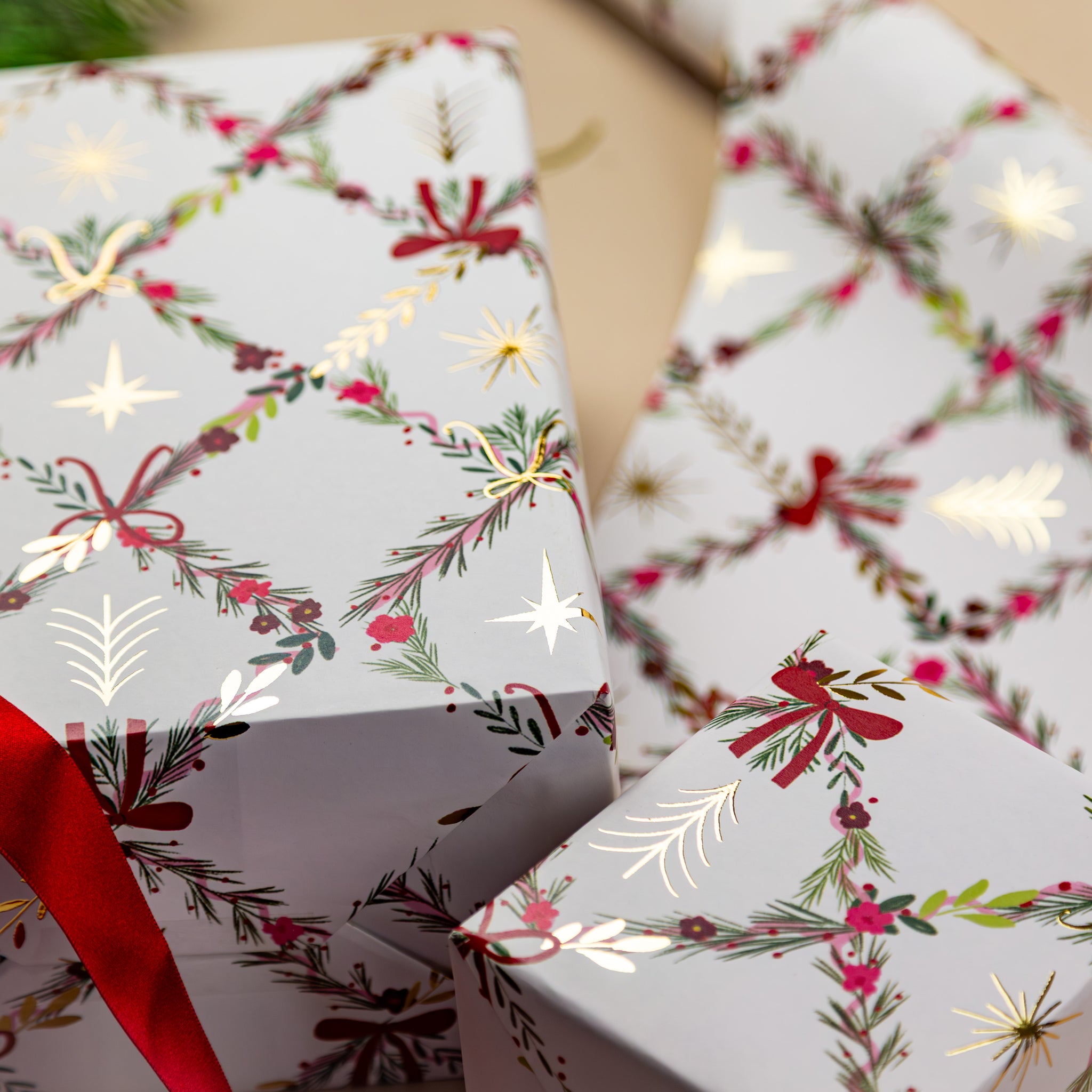 FCWP008 - Winter Garland Foiled Wrapping Paper