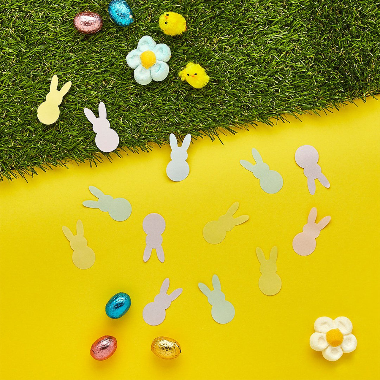 Table Scatter-HBEE106 - Bunny Card Table Scatter-Hootyballoo
