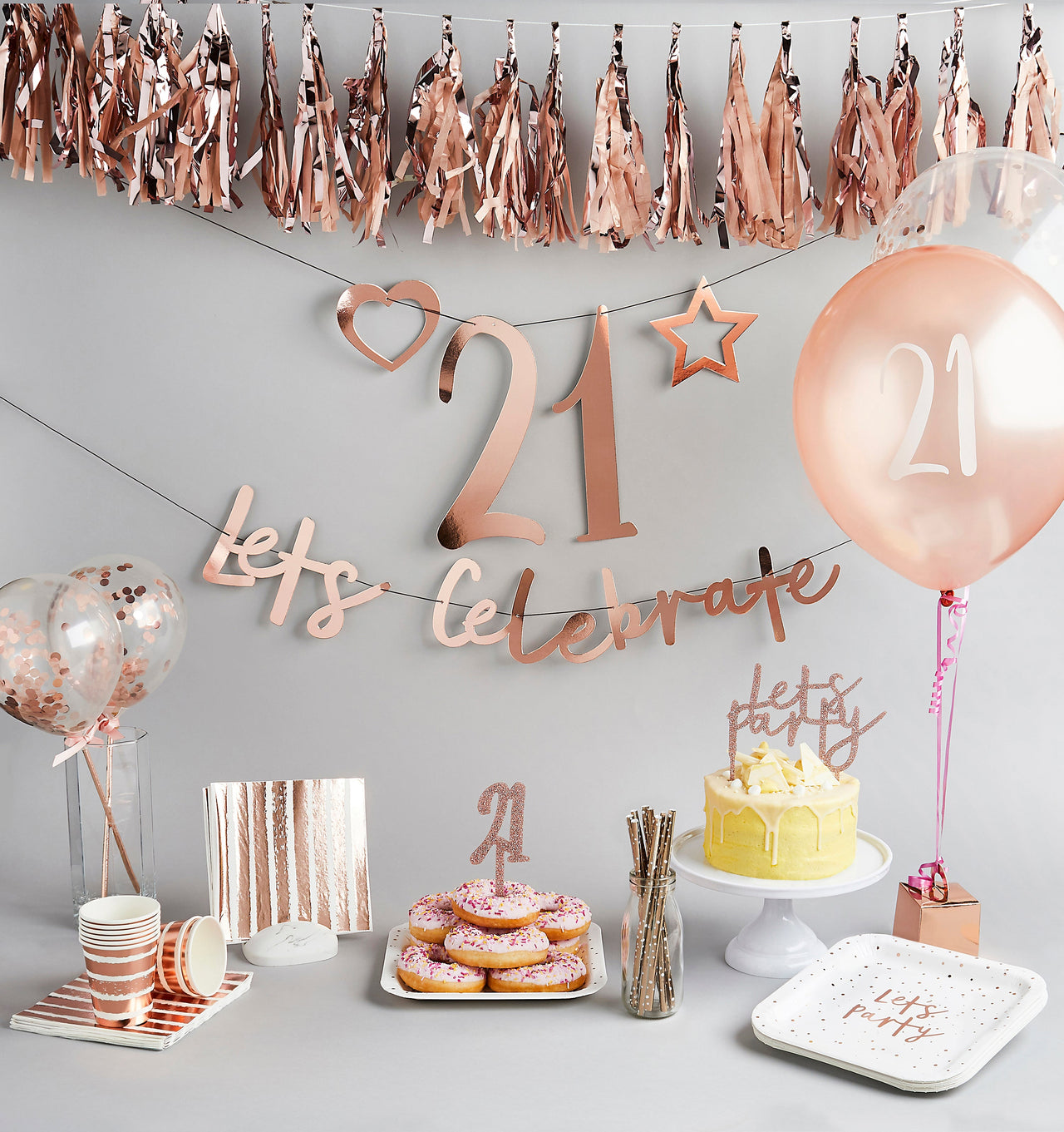 Bunting - HBMM112 - Rose Gold Create Your Own Banner - Rose Gold Create Your Own Banner
- Whistlefish
