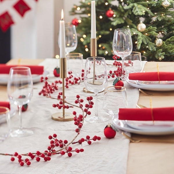 3 Quick and Easy Christmas Table Decoration Ideas - Whistlefish