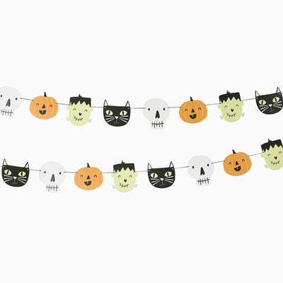 HBRH102 - Spooky Friends Card Garland