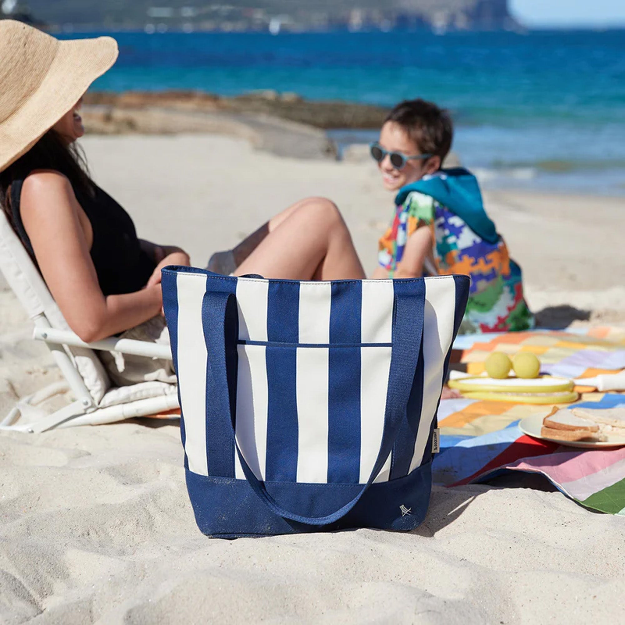 BAGCOOL-MD-NAVY - Whitsunday Blue Cooler Bag