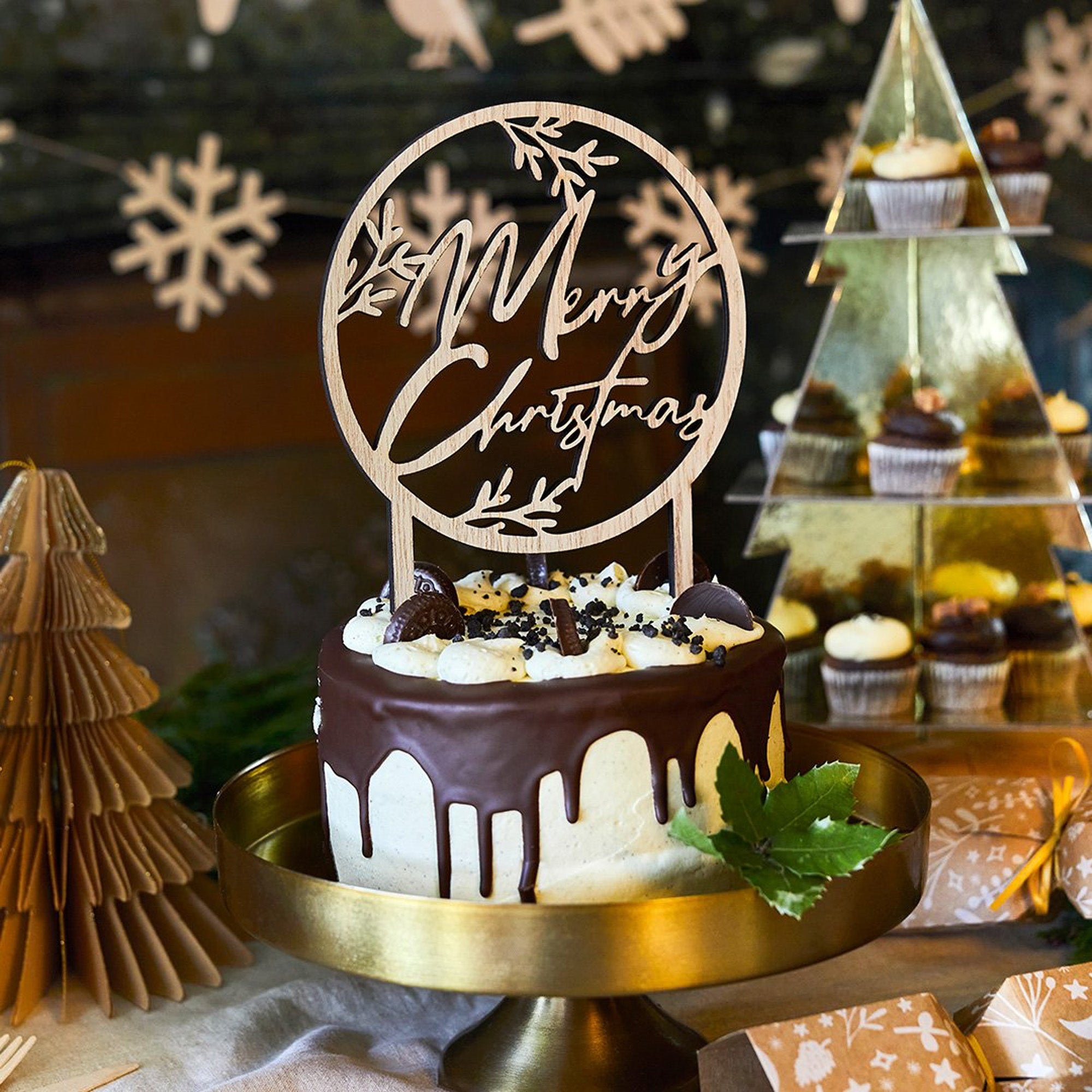 HBFF124 - Merry Christmas Wooden Cake Topper