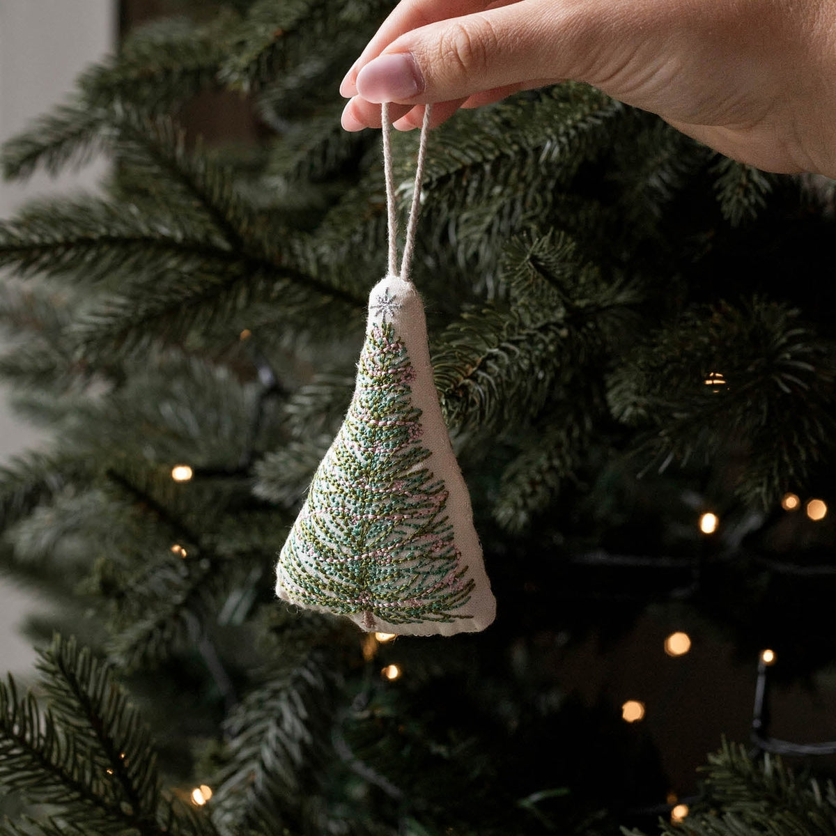 XTDTRE - Christmas Tree Decoration
