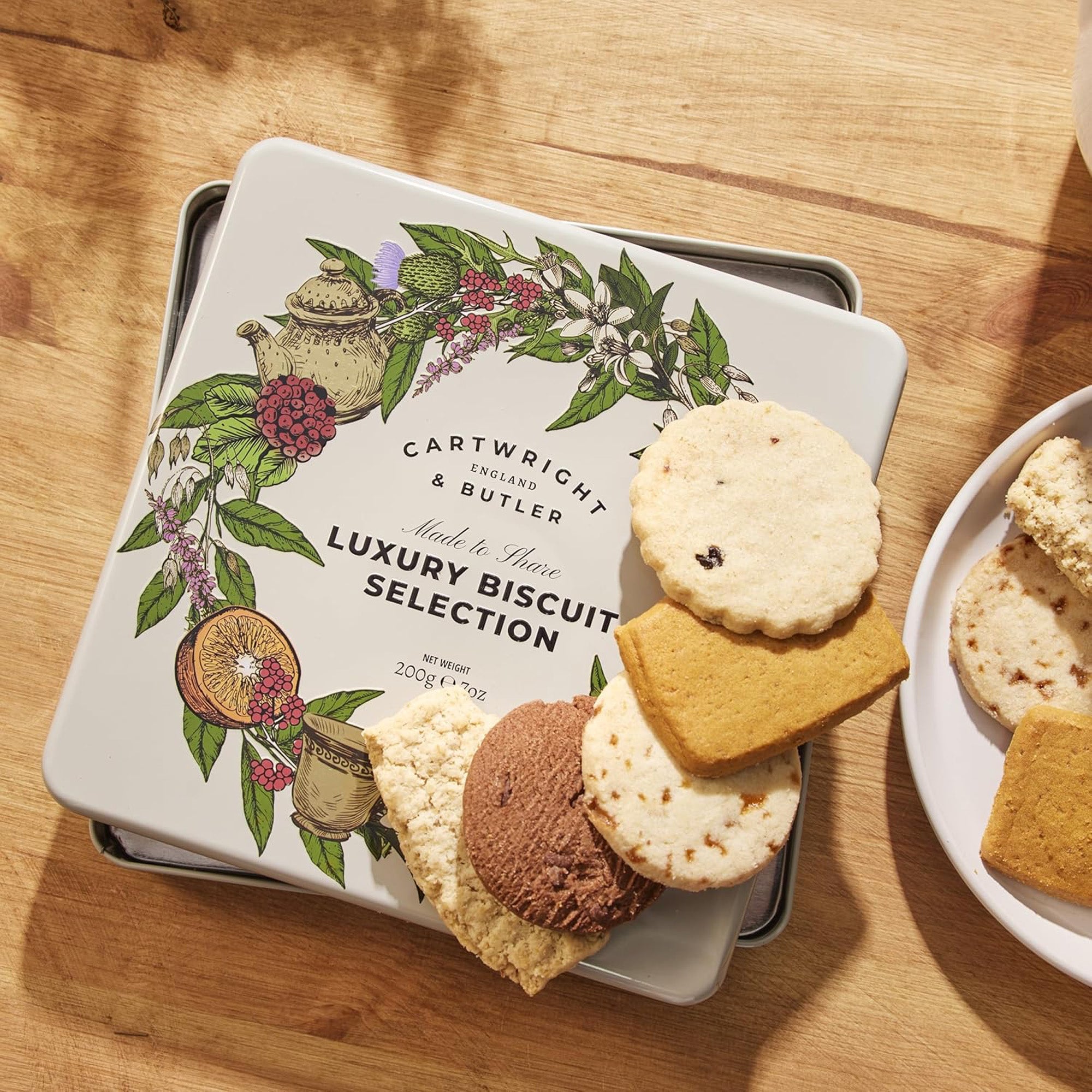 4505 - C&B Luxury Biscuits Selection