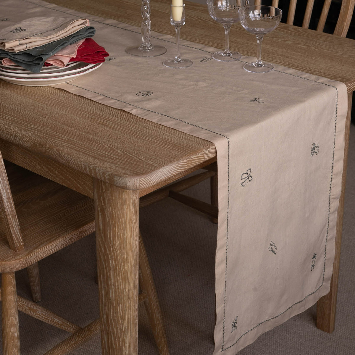 XTRNAT - Natural Table Runner