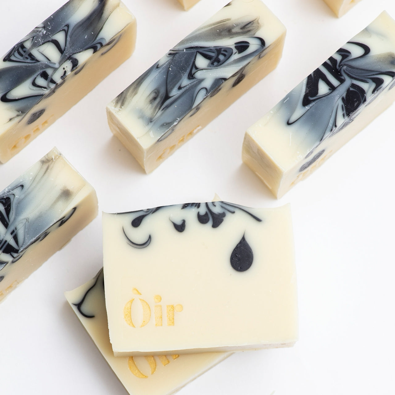 OIRS0005 - Cedarwood, Clary Sage, Rose Geranium, Vetiver Soap