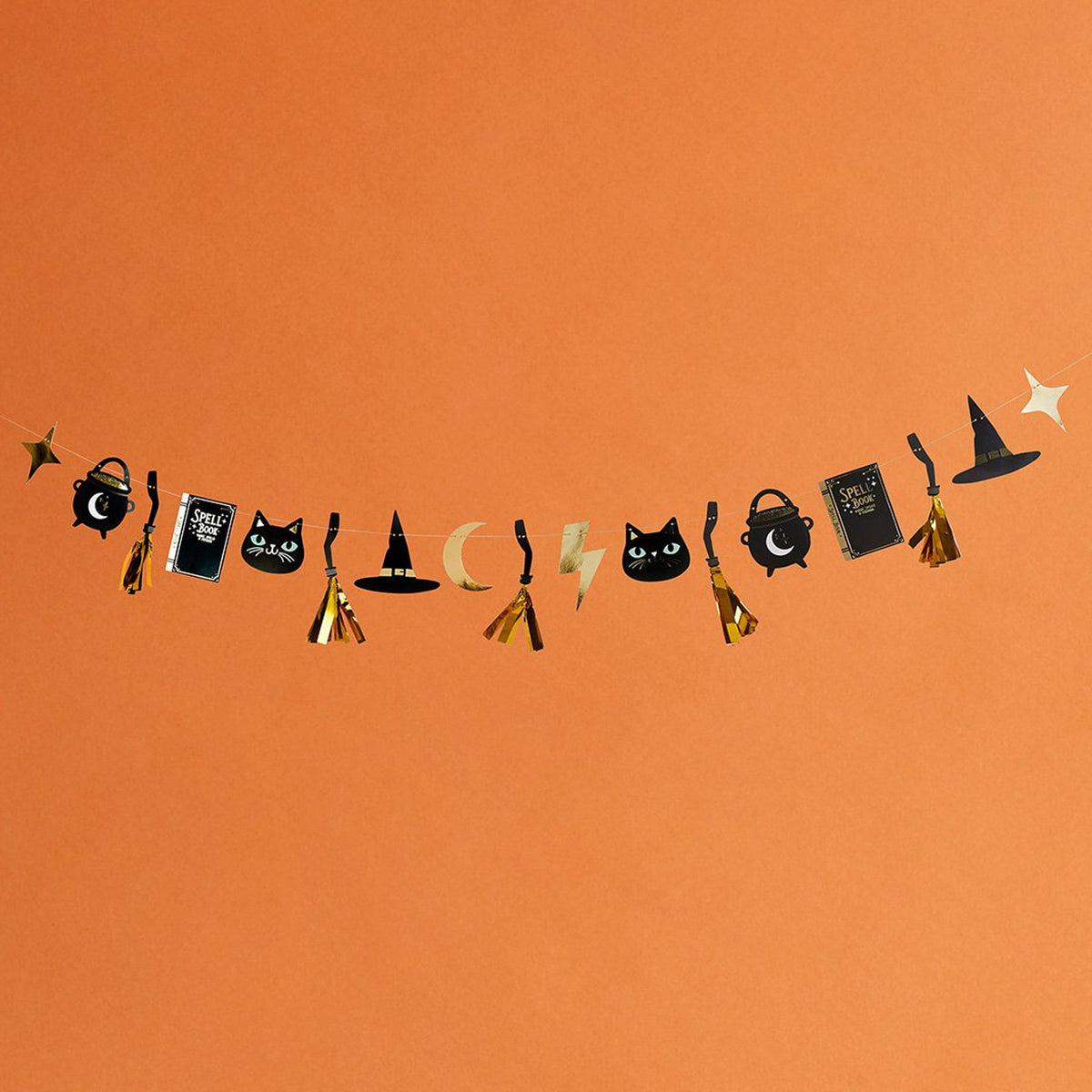 HBSY201 - Magical Tassel Card Garland