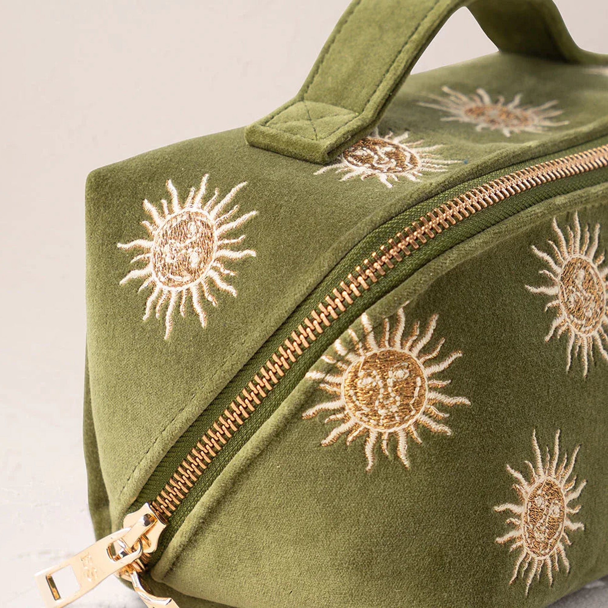15602 - Sun Goddess Open Flat Makeup Bag Fern