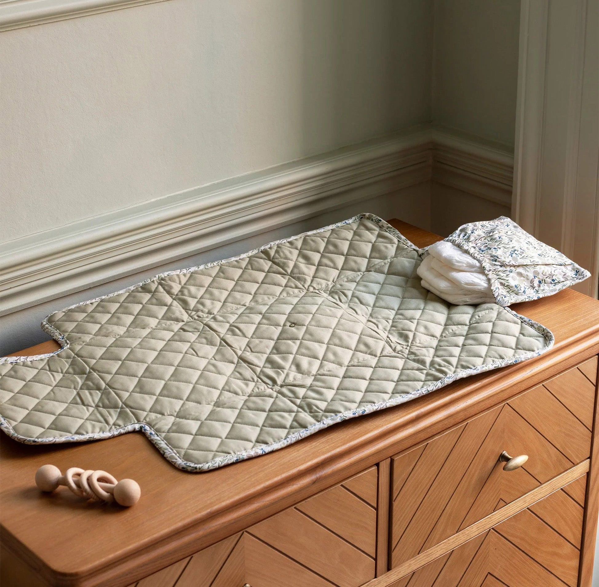 Changing Mat-CHMRIV - Riverbank Cotton Travel Changing Mat-Avery Row