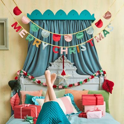 279105 - Merry Christmas Velvet Pennant Garland