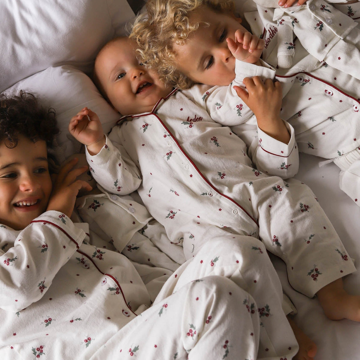 XSS06HSC - Holly Scatter Baby Flannel Sleepsuit 3 To 6M