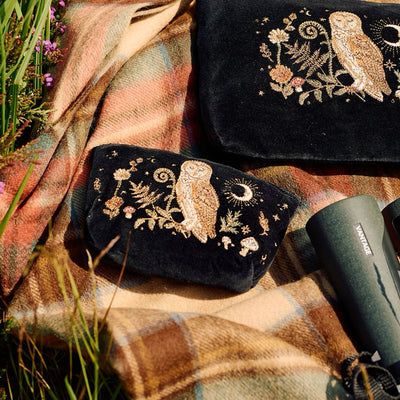 19167 - Mystical Owl Velvet Coin Purse Charcoal