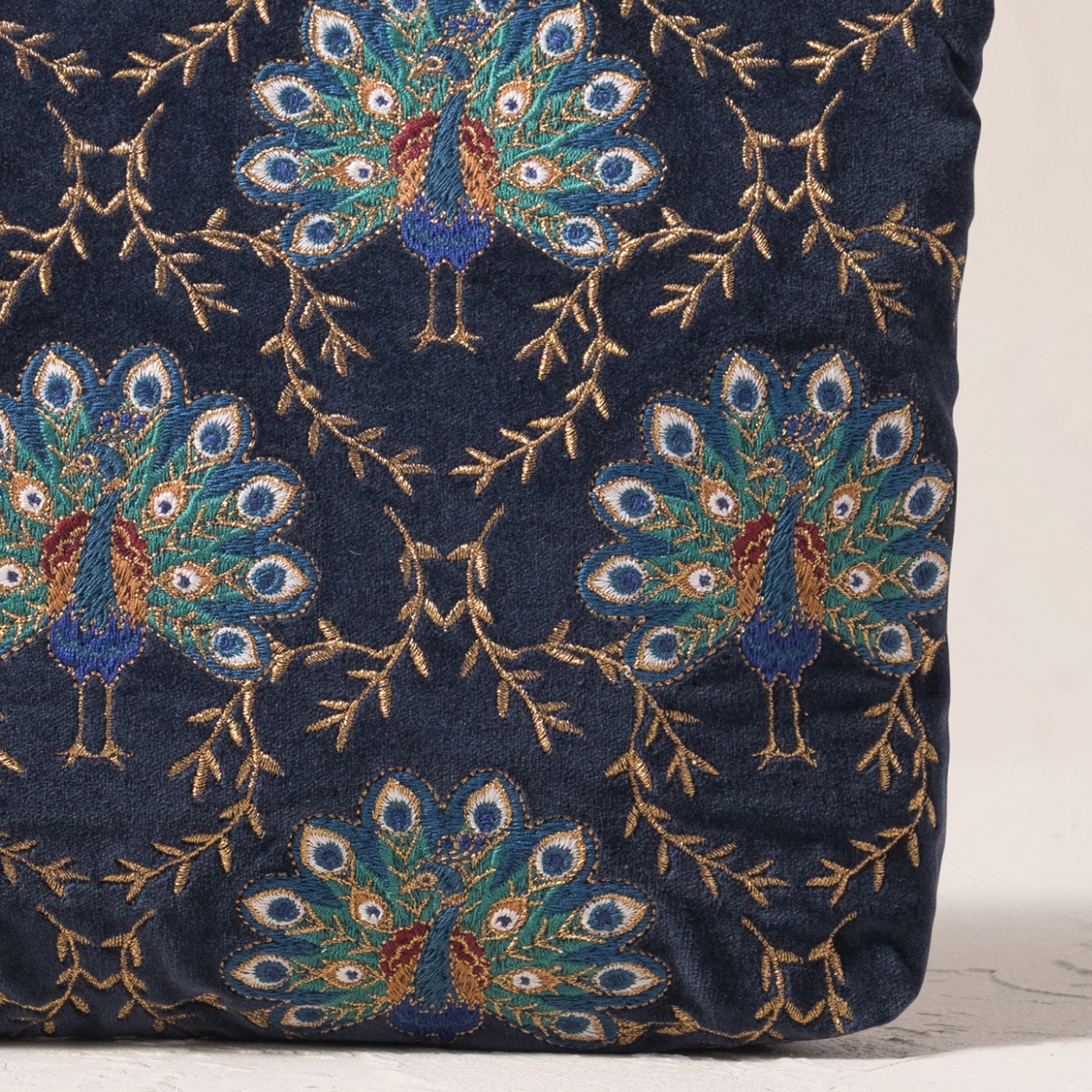 18528 - Botanical Peacock Velvet Everyday Pouch