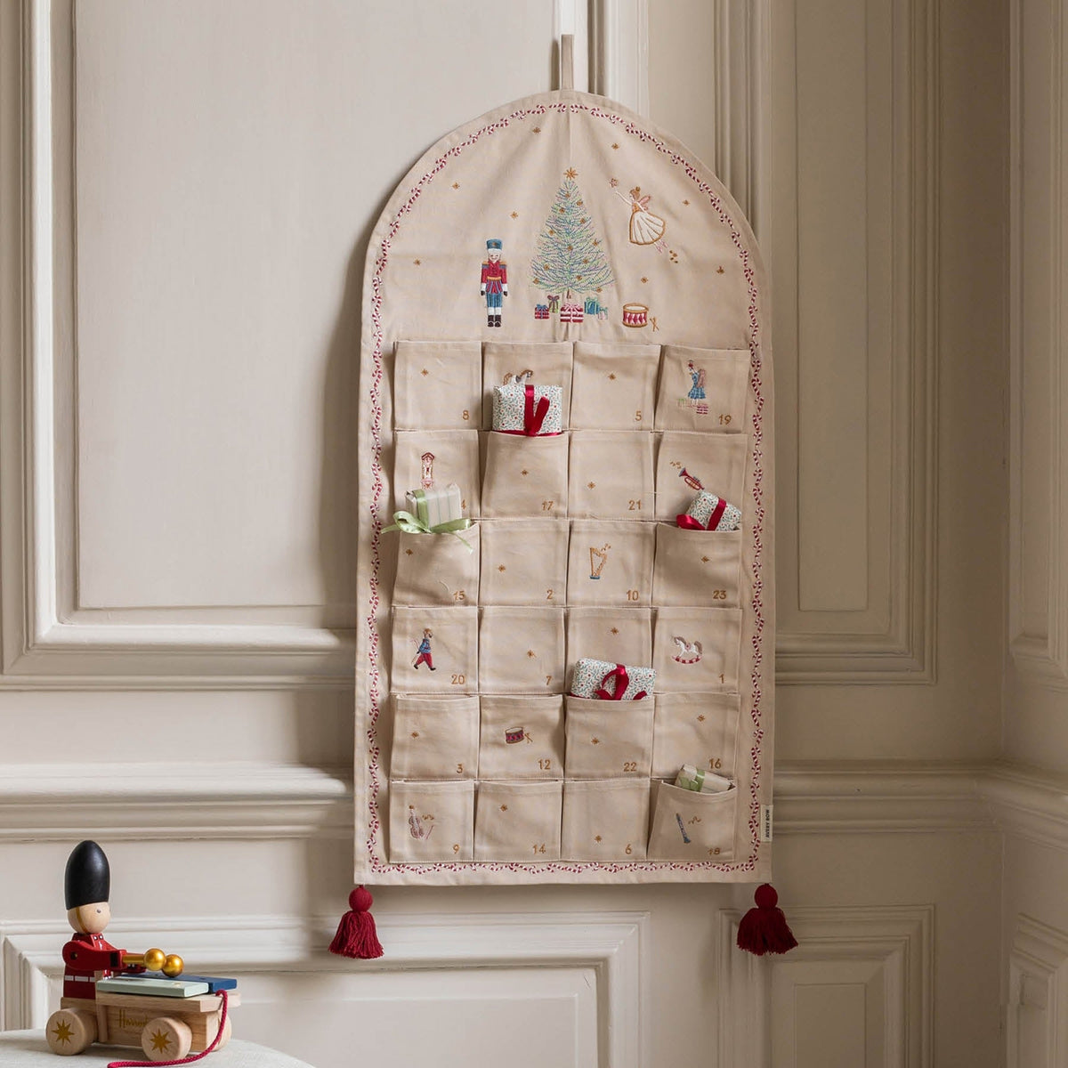 XACNUT26 - Nutcracker Advent Calendar