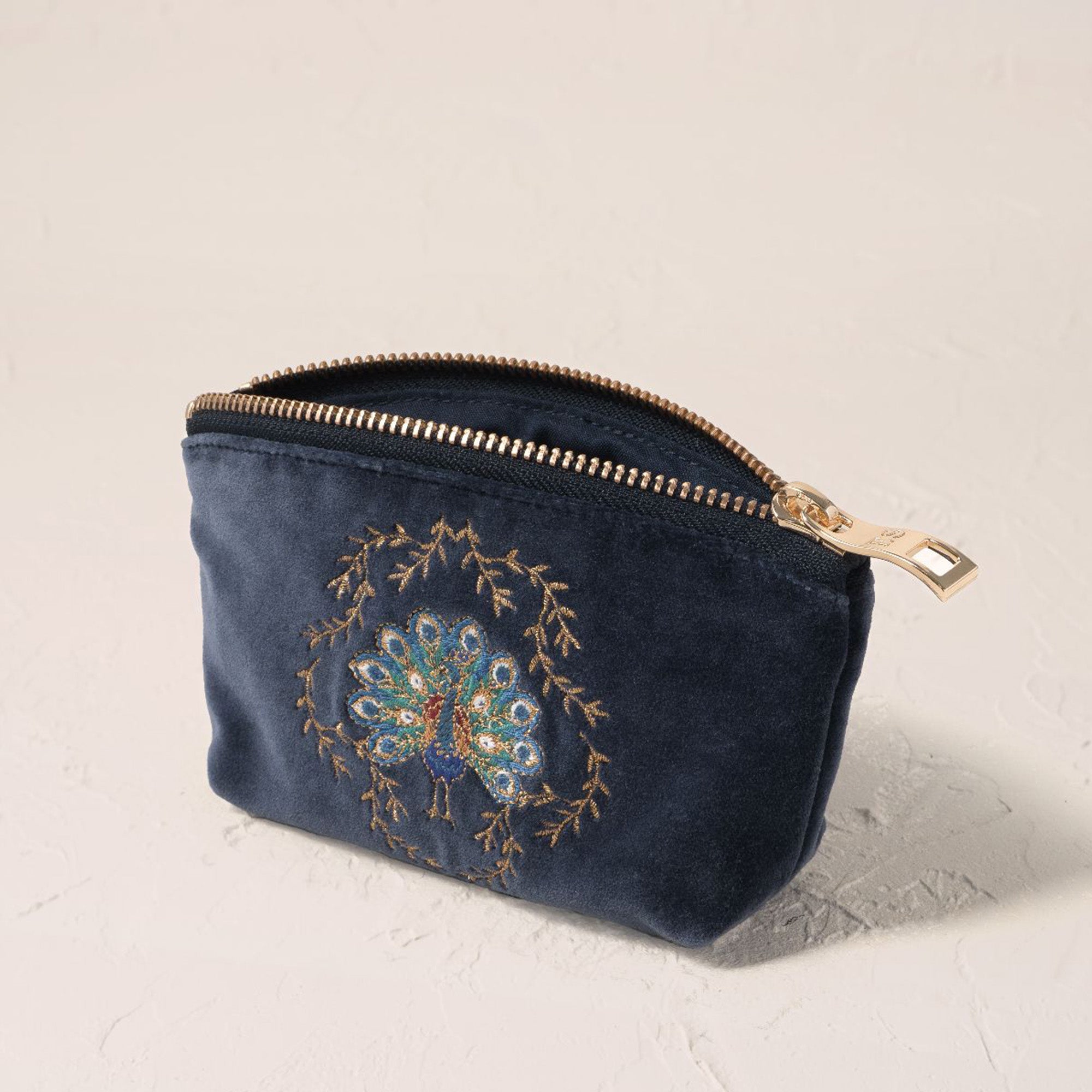 18573 - Botanical Peacock Velvet Coin Purse