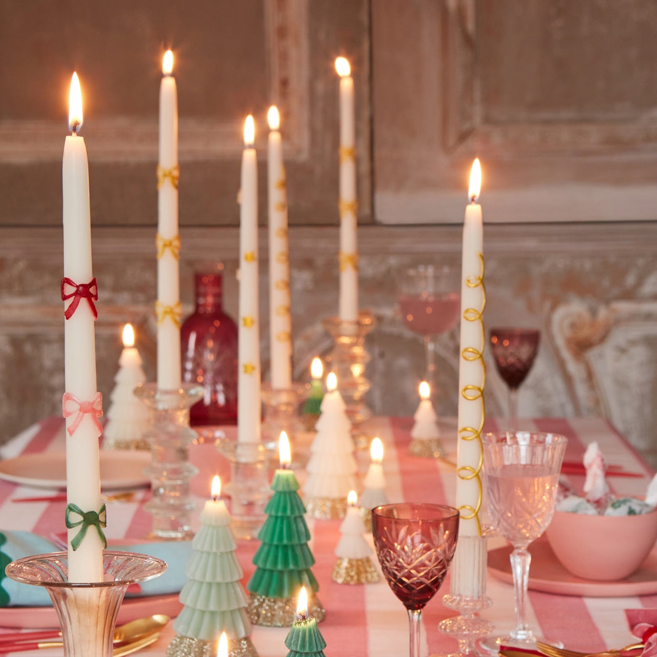270859 - Gold Star Taper Candles