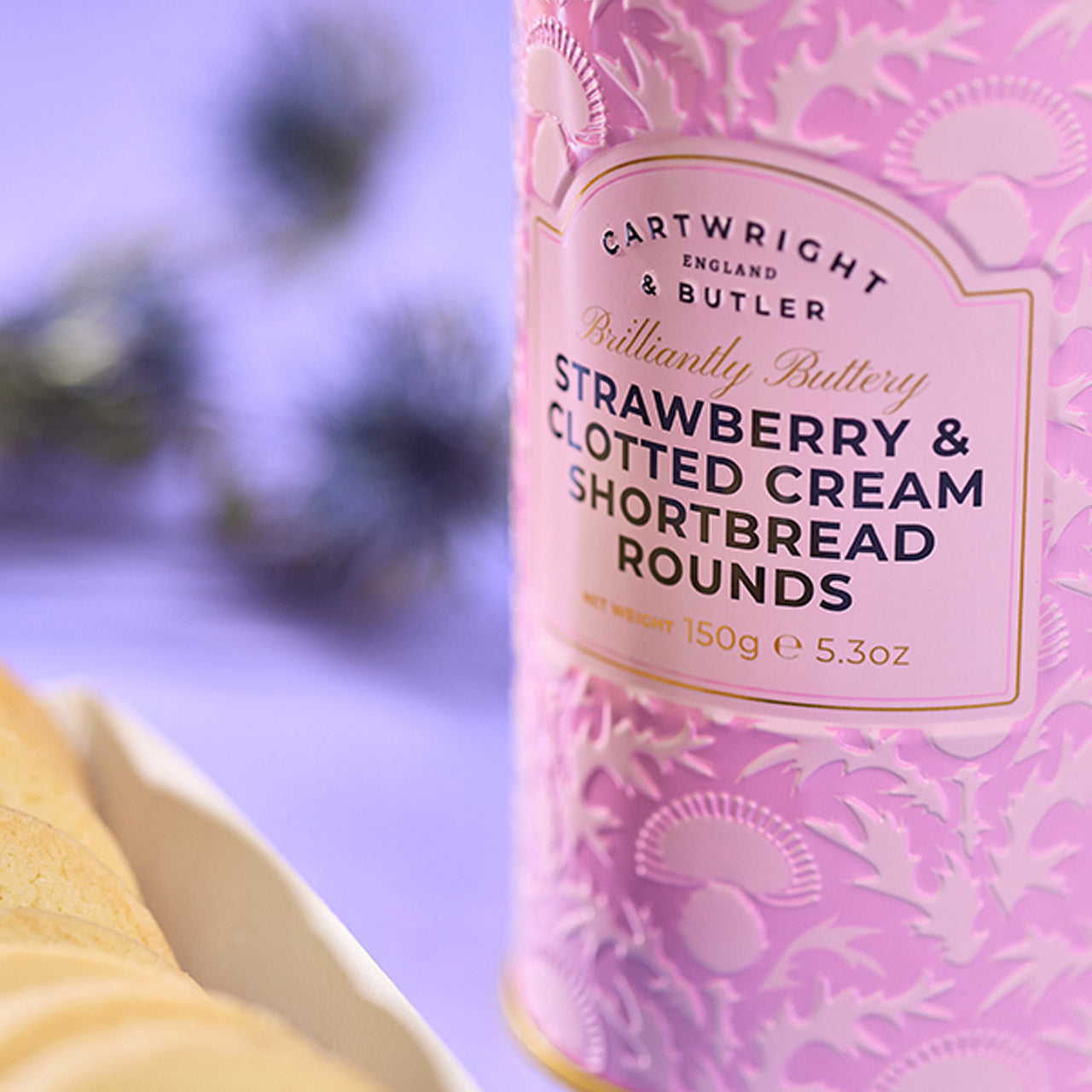 4721 - Strawberry & Clotted Cream Shortbread Tin