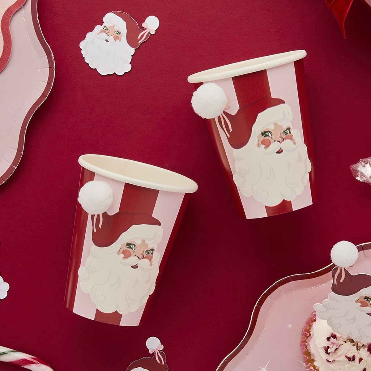 HBSB213 - Vintage Santa Paper Cups Pack of 8
