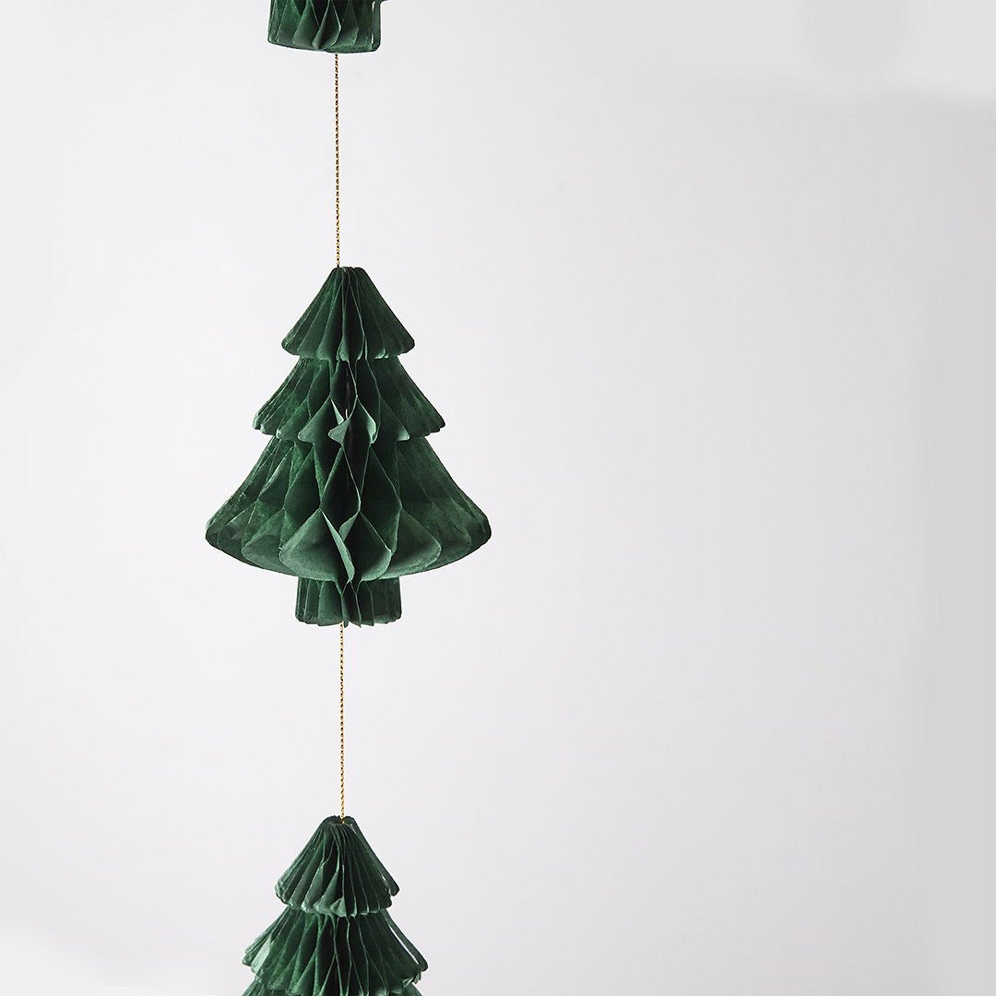 HBRC105 - Honeycomb Tree Garland