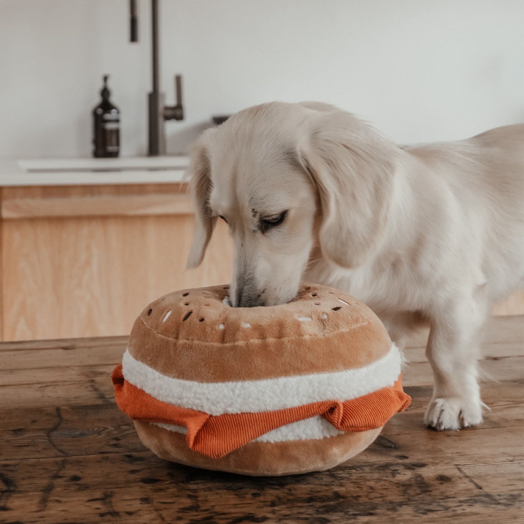 CCTOYL - Bagel Dog Toy