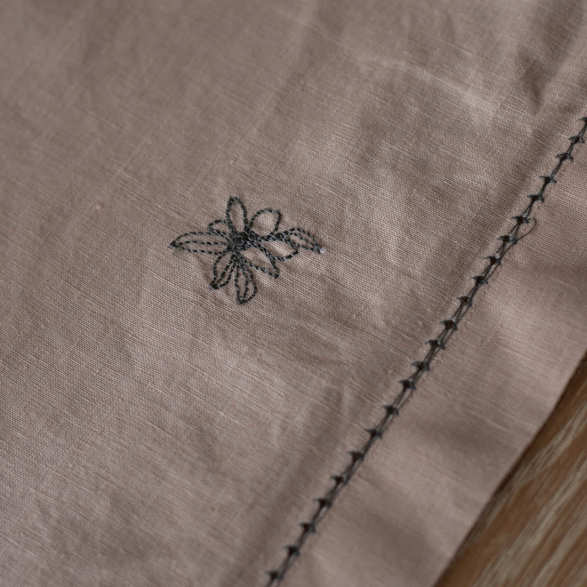 XTRNAT - Natural Table Runner