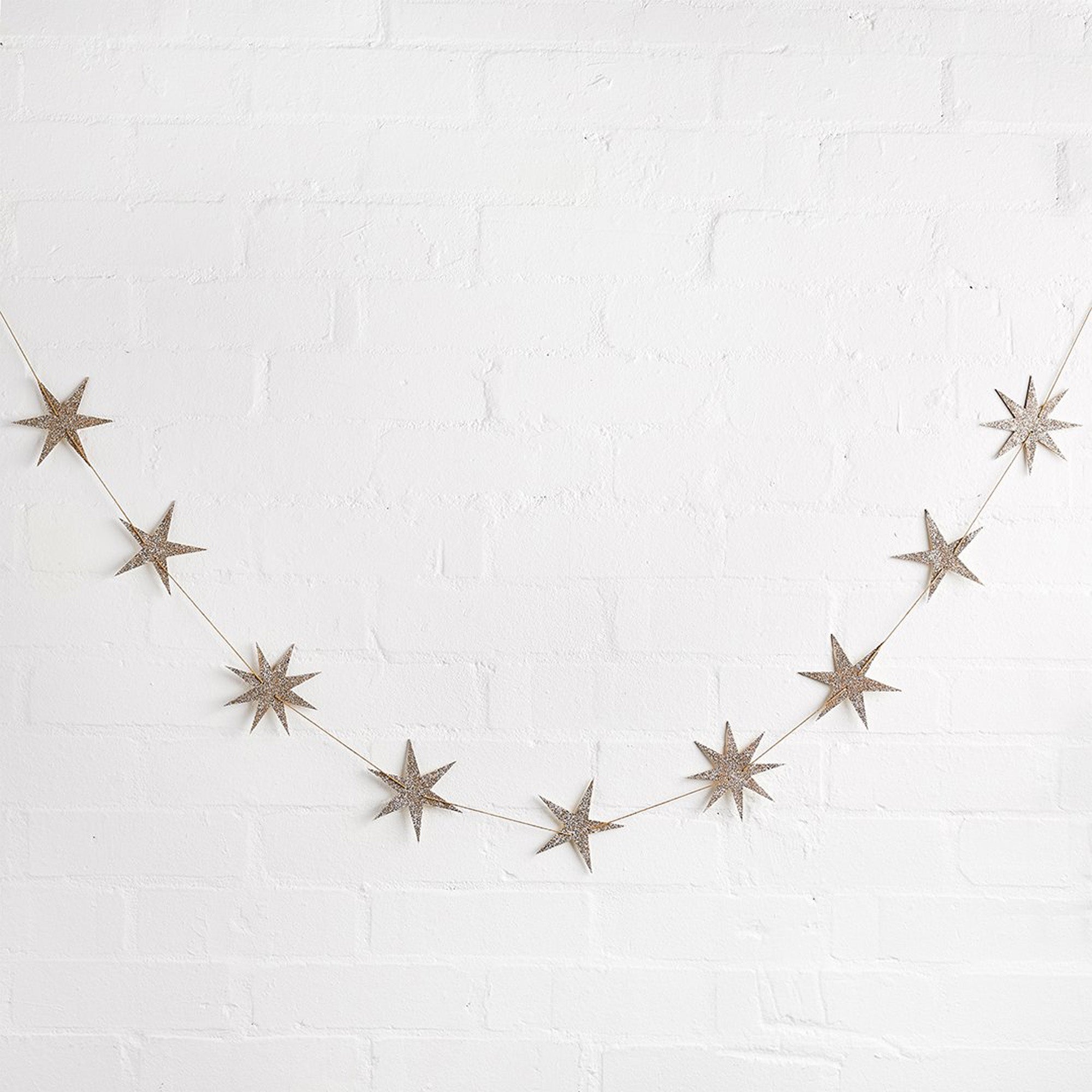 HBCC108 - Glitter Star Wooden Garland