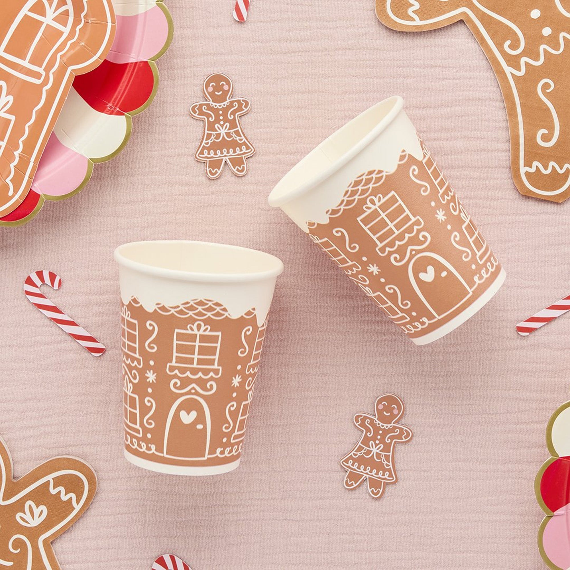 HBGB107 - Gingerbread House Paper Cups Pack of 8