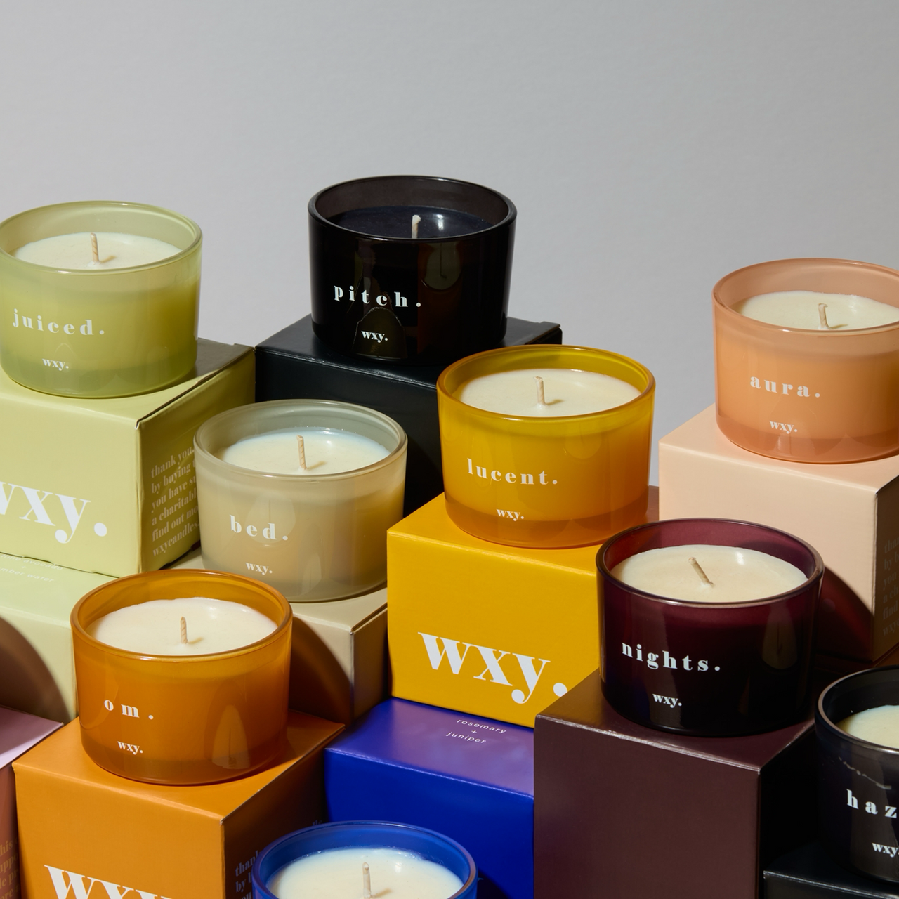 WXYCL0301 - Aura 3oz Candle White Woods and Amber