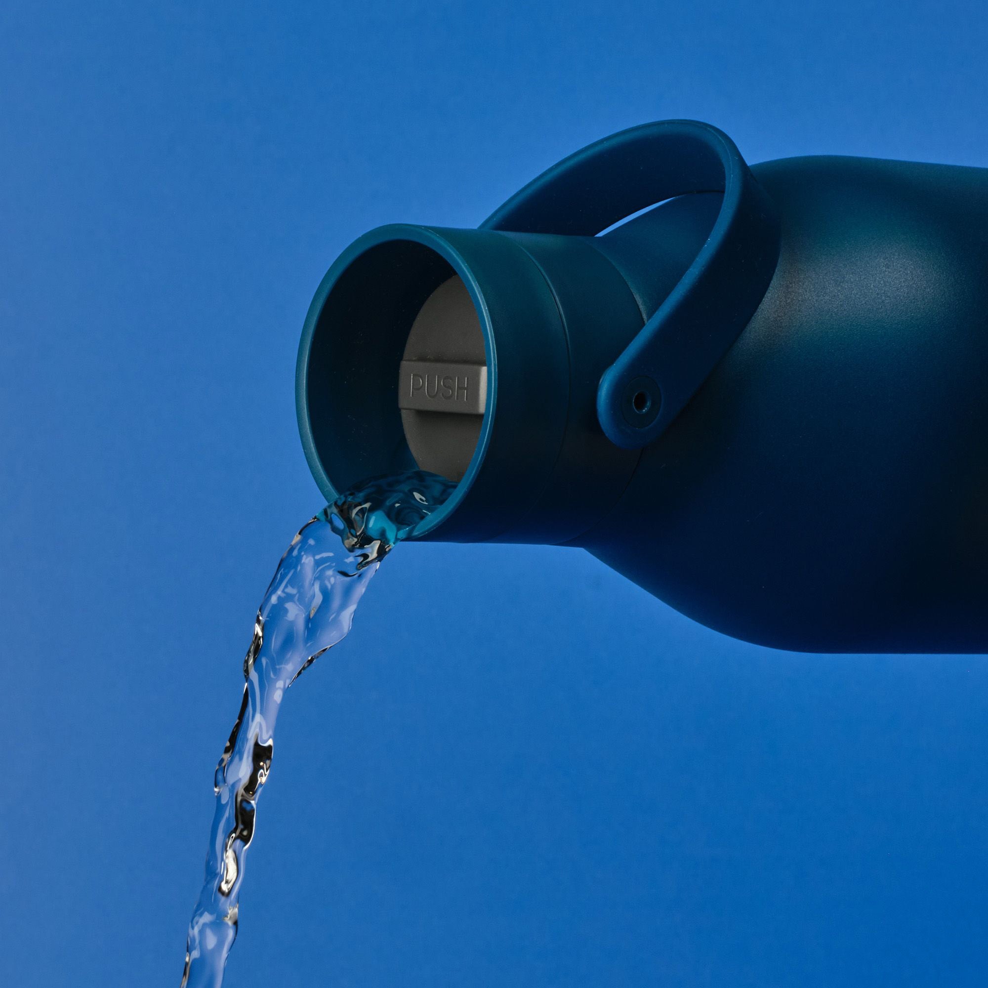 SSB-750ML-C-MI-BLUE - Recycled Steel Bottle Navy
