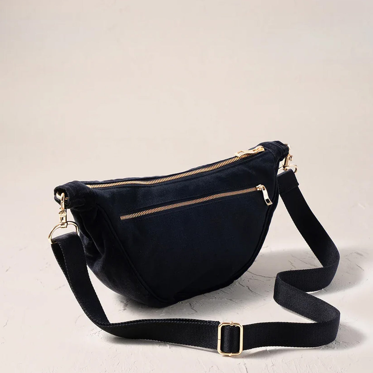 14803 - Honey Bee Velvet Crossbody Sling Bag